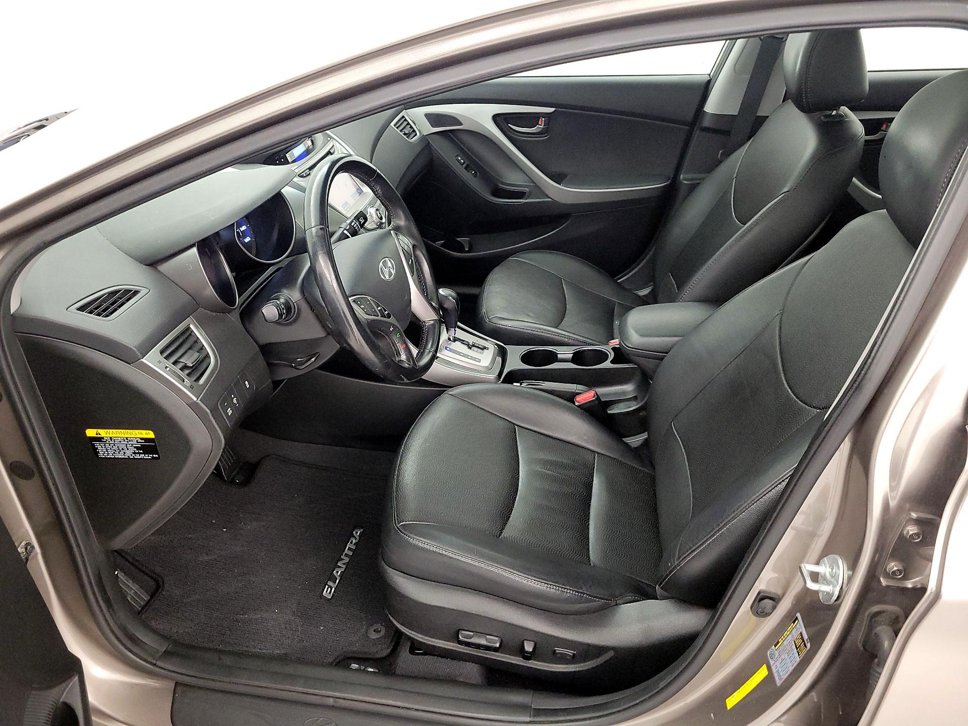Thumbnail: 2013 Hyundai Elantra - 11