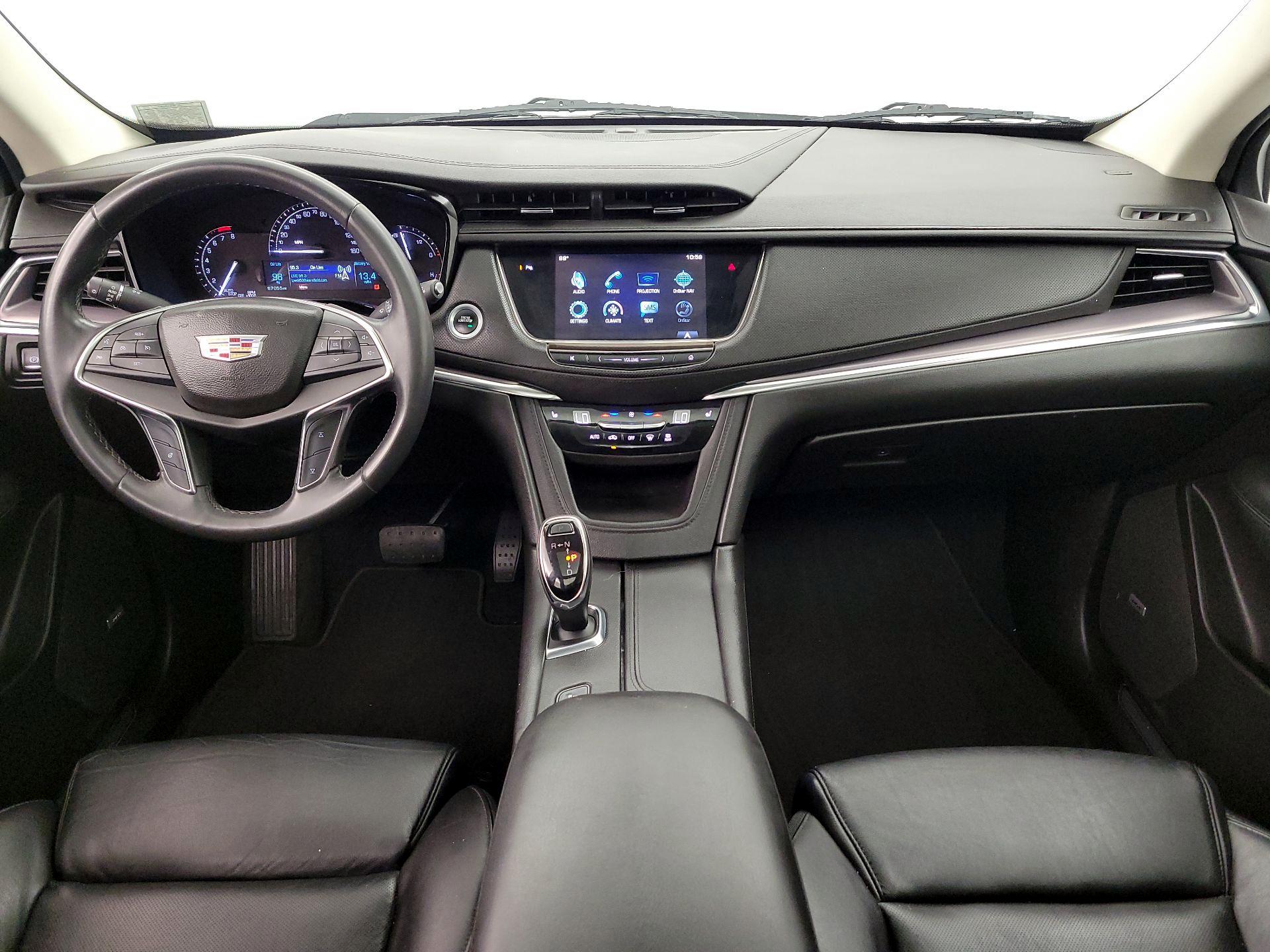 Thumbnail: 2017 Cadillac XT5 - 9