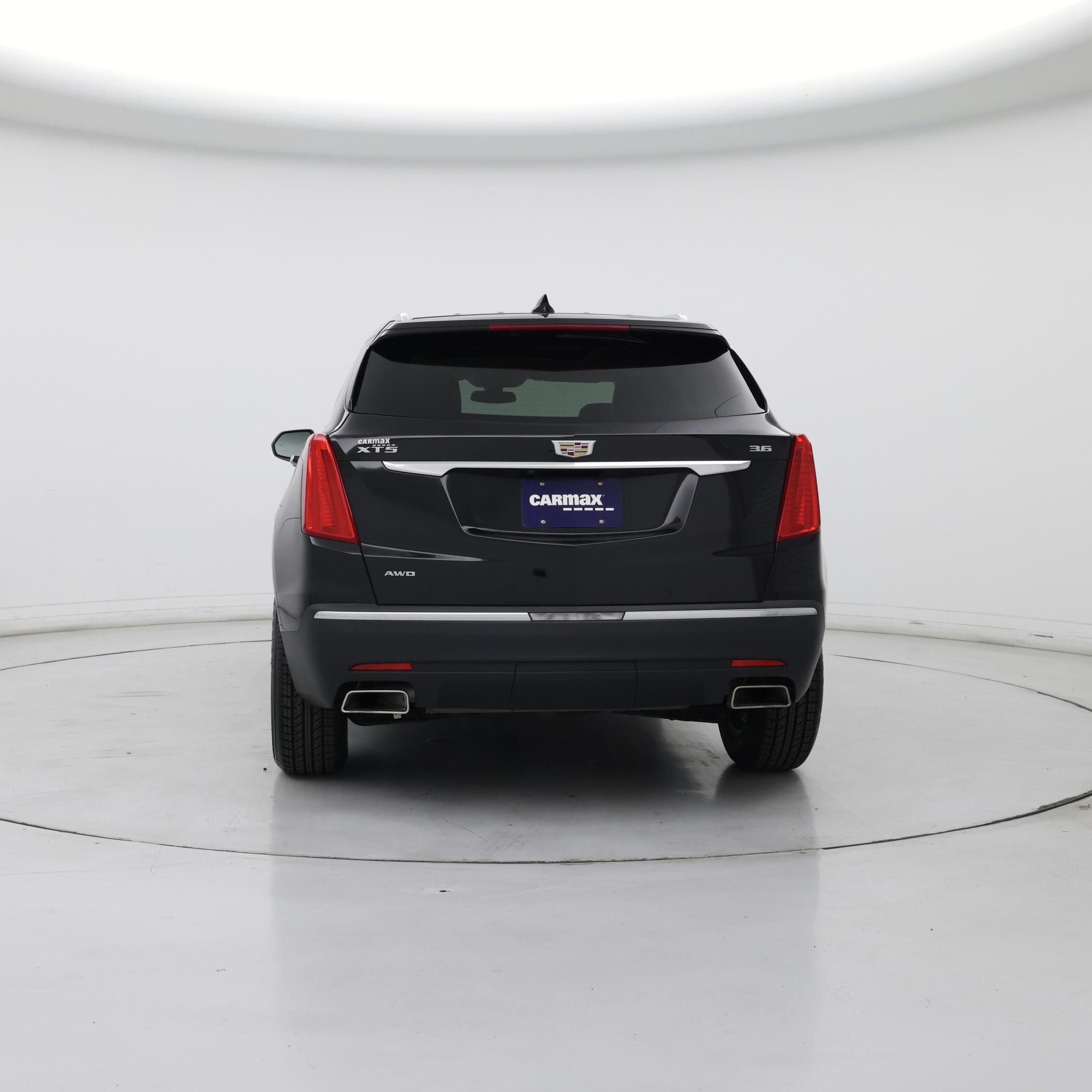 Thumbnail: 2017 Cadillac XT5 - 6