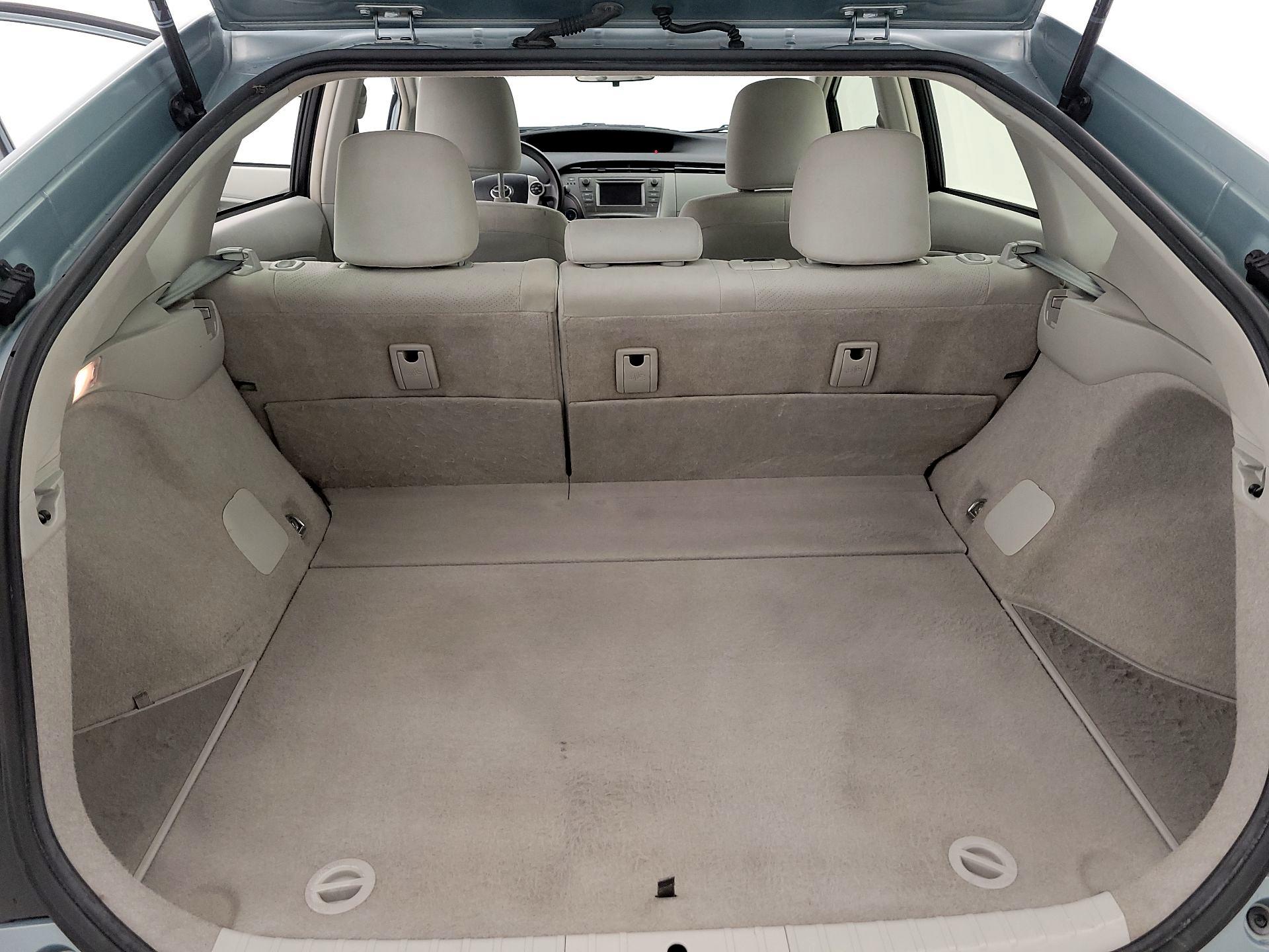Thumbnail: 2015 Toyota Prius - 19