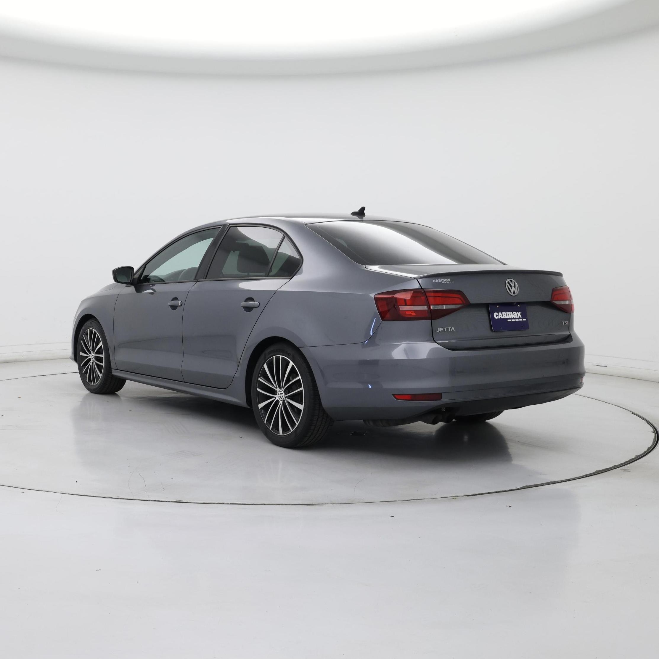 Thumbnail: 2016 Volkswagen Jetta - 2