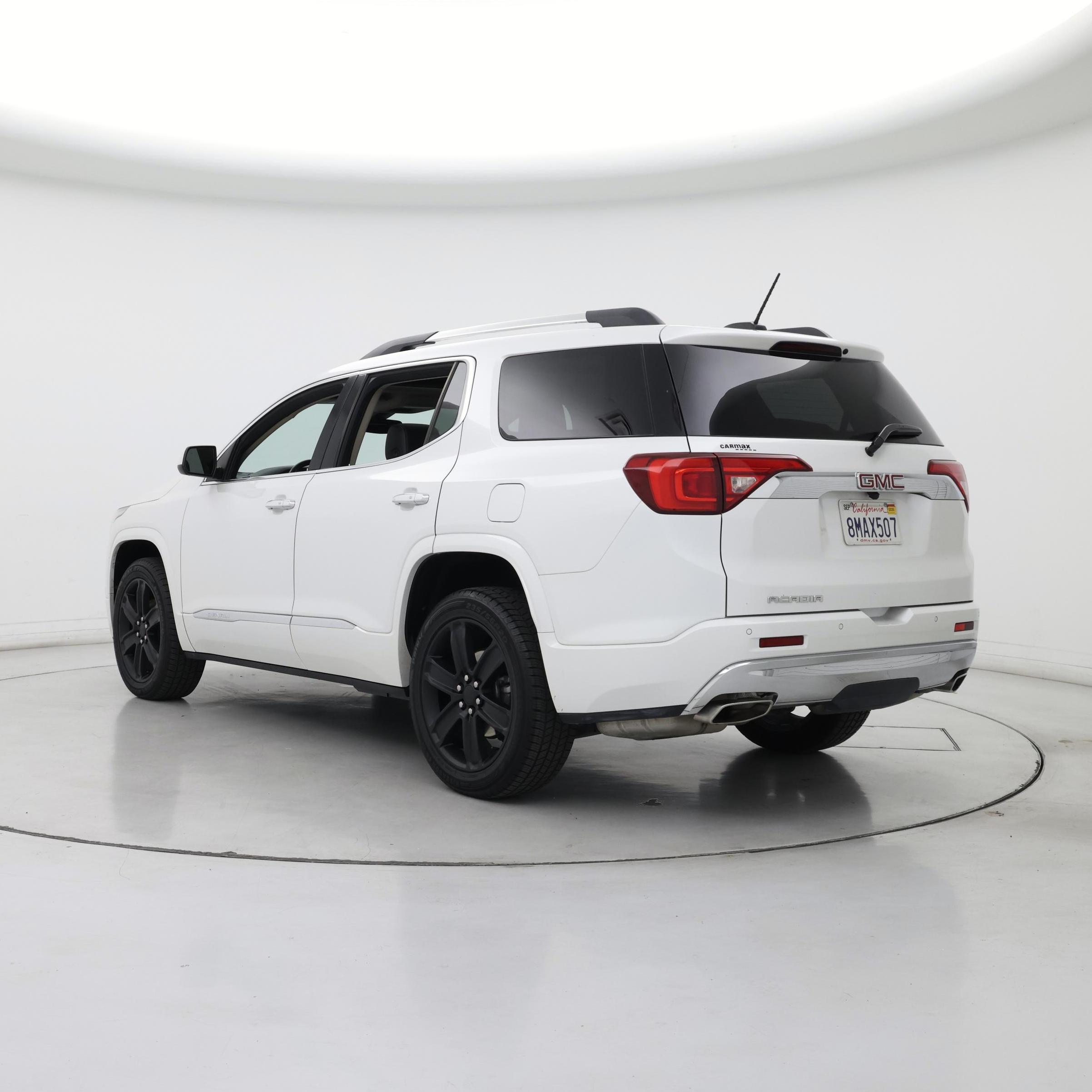Thumbnail: 2019 GMC Acadia - 2
