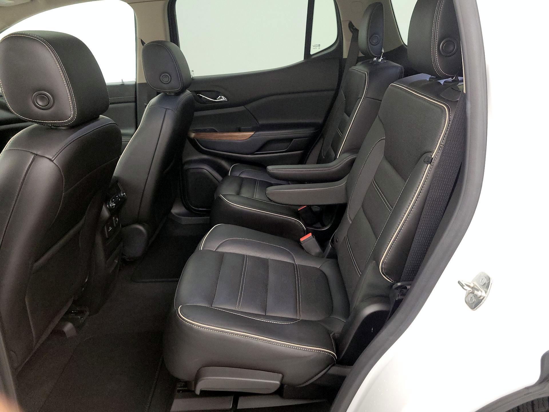 Thumbnail: 2019 GMC Acadia - 19
