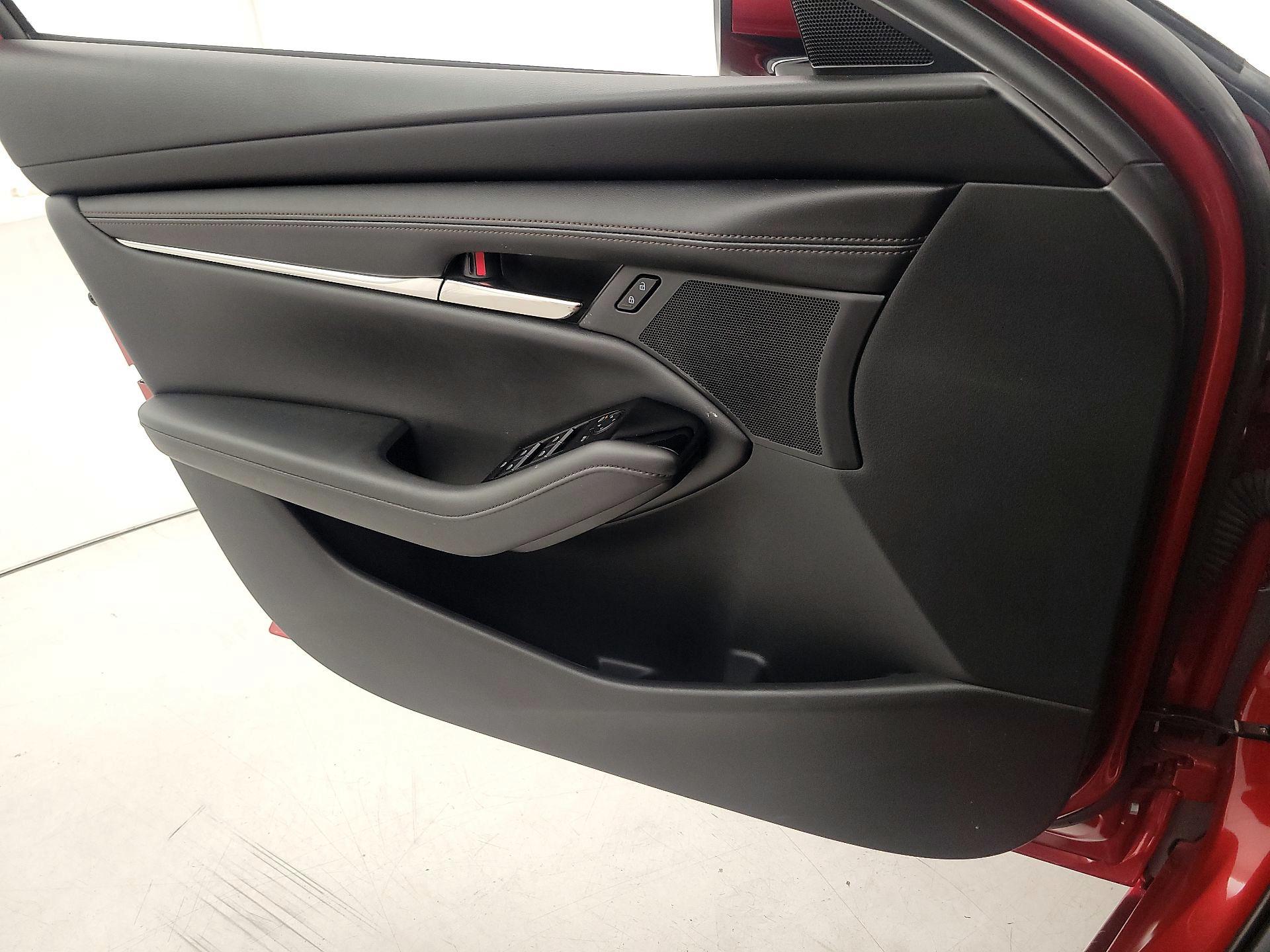 Thumbnail: 2021 Mazda Mazda3 - 12