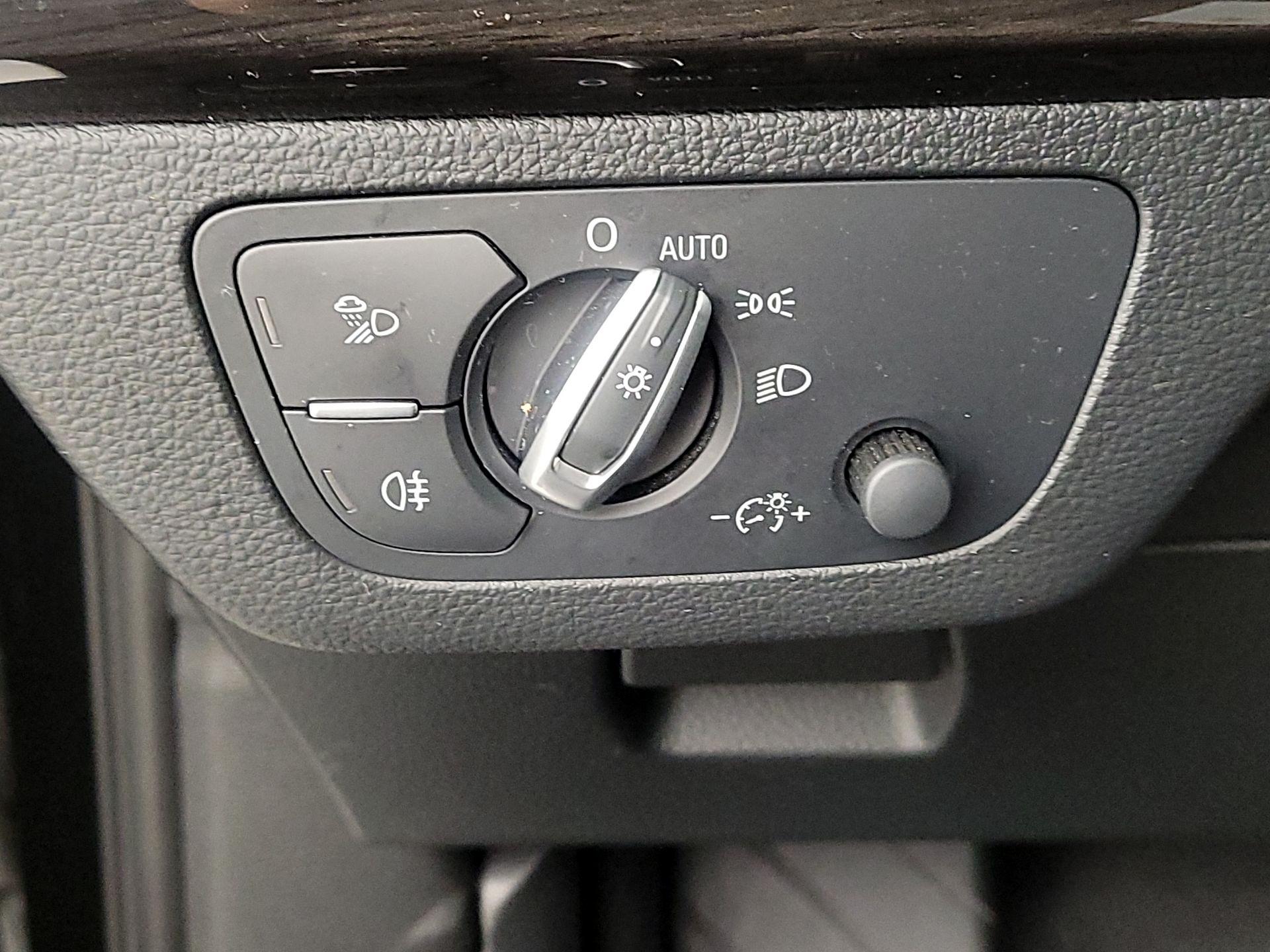 Thumbnail: 2019 Audi Q5 - 13