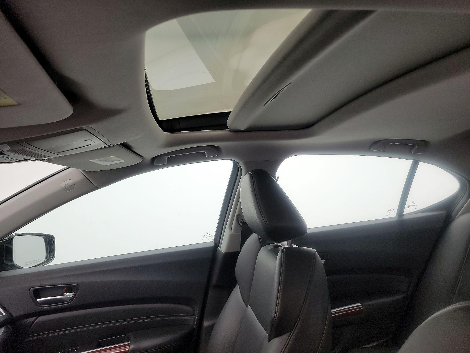 Thumbnail: 2015 Acura TLX - 18