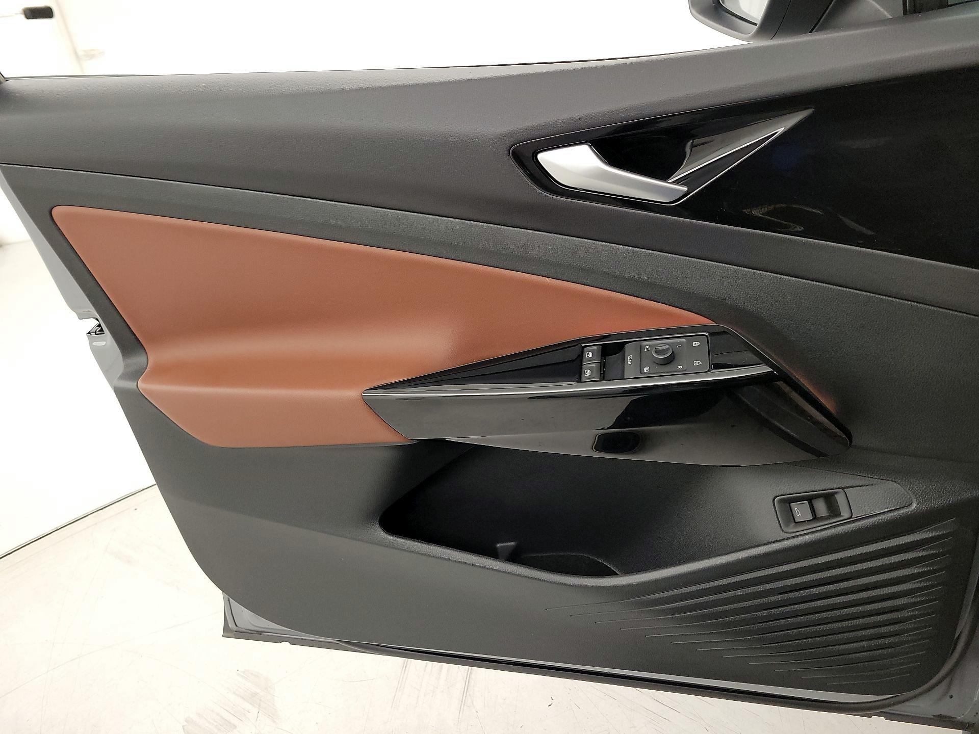 Thumbnail: 2022 Volkswagen ID.4 - 12