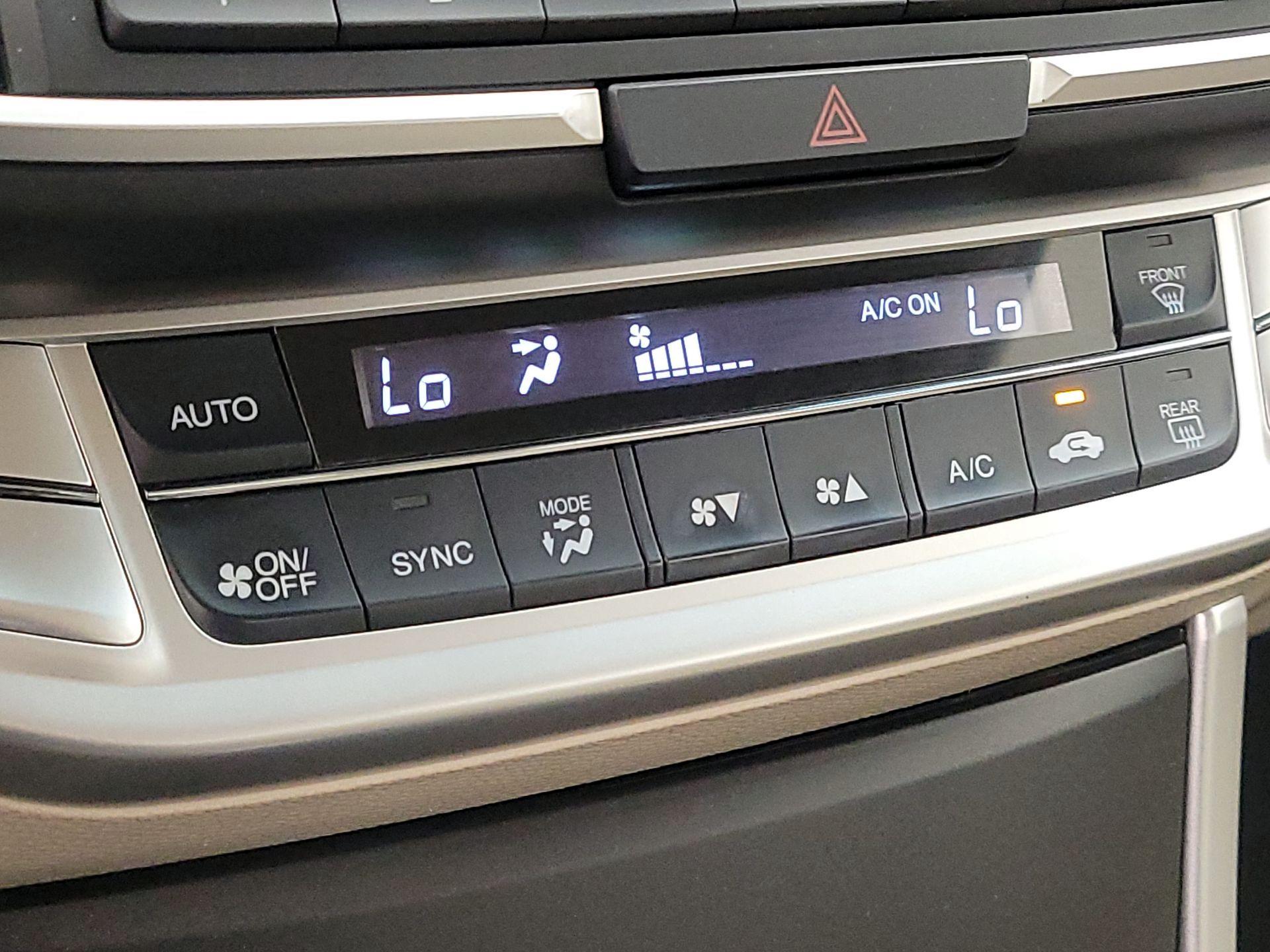 Thumbnail: 2014 Honda Accord - 16