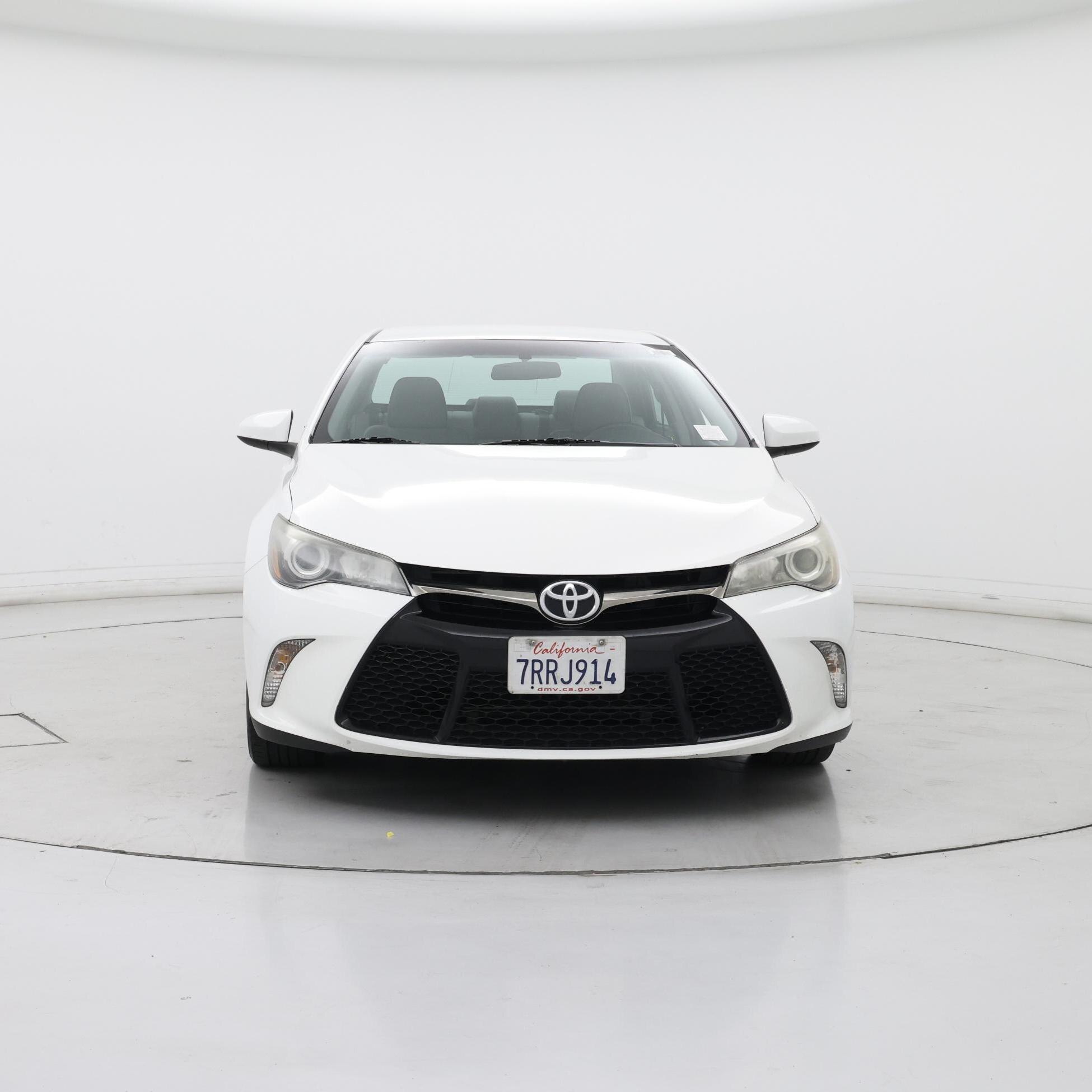 Thumbnail: 2016 Toyota Camry - 5