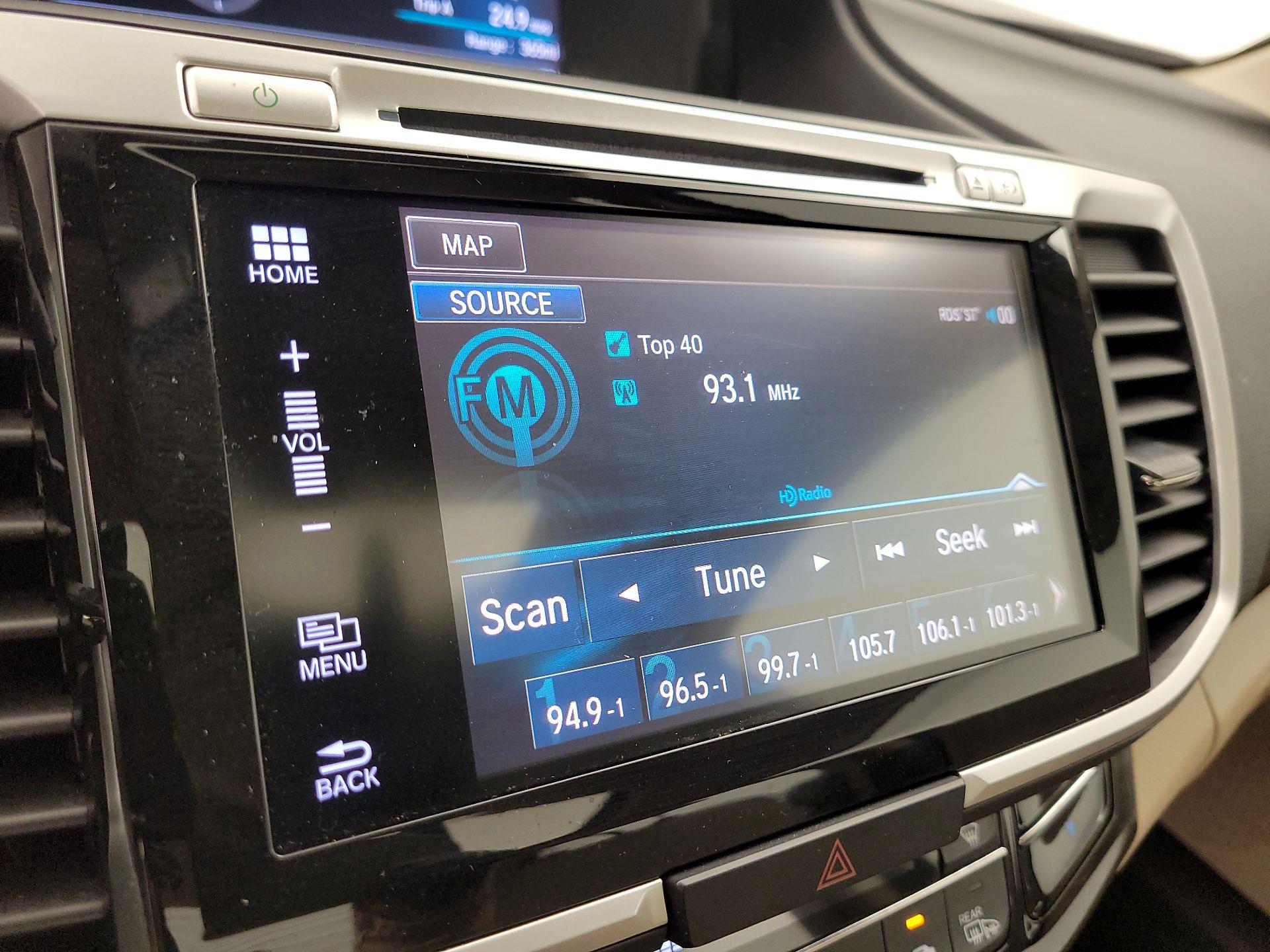 Thumbnail: 2016 Honda Accord - 15