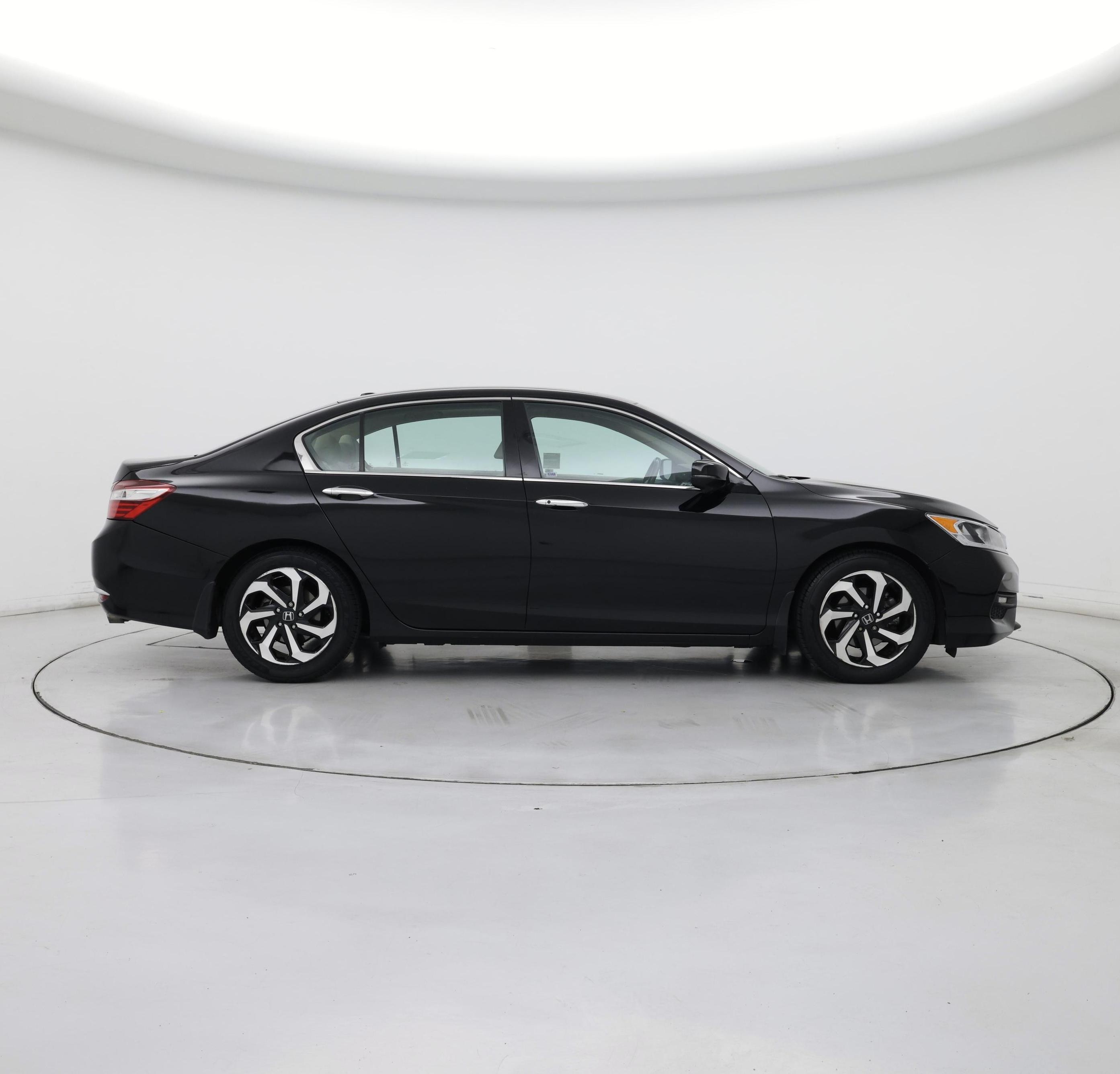 Thumbnail: 2016 Honda Accord - 7