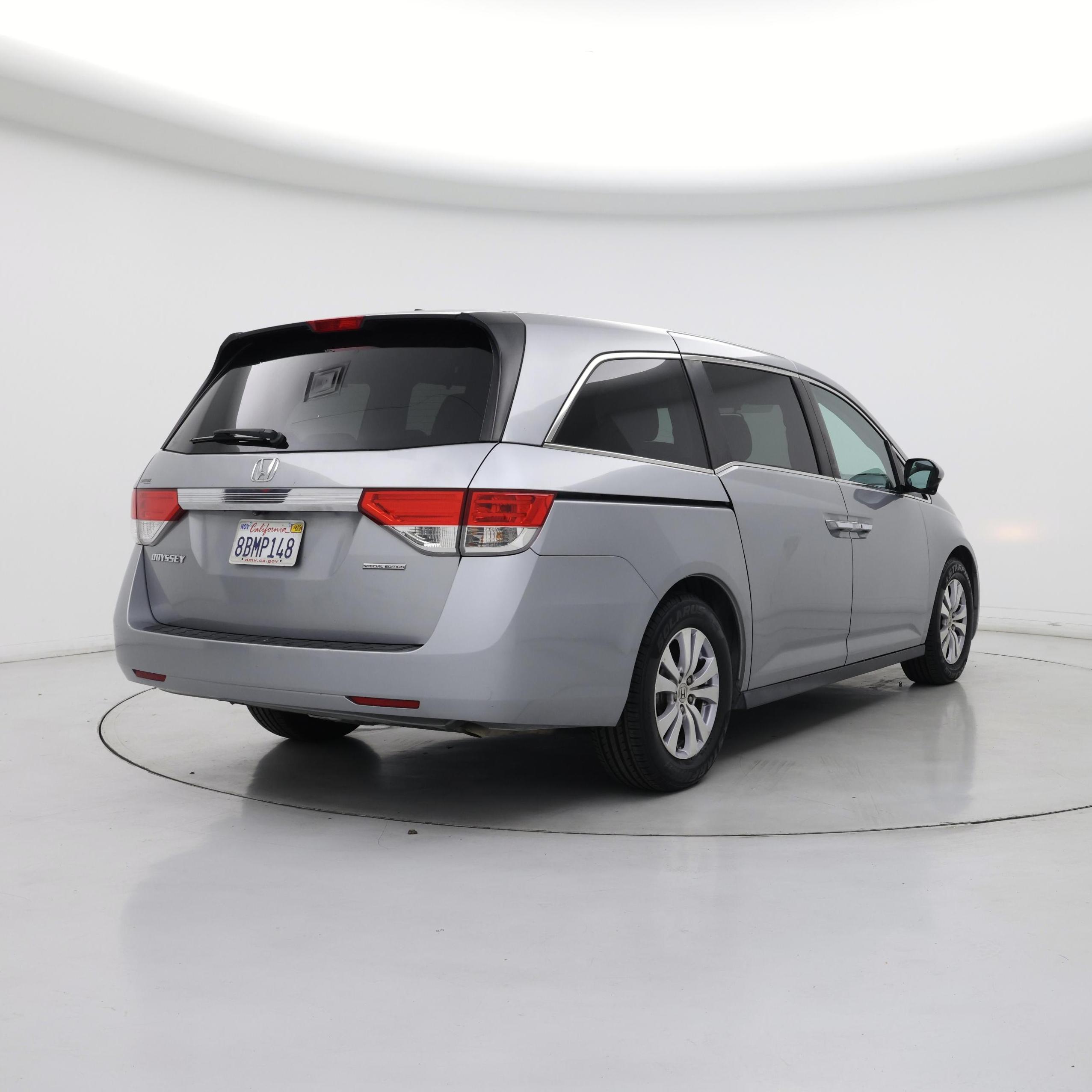 Thumbnail: 2016 Honda Odyssey - 8