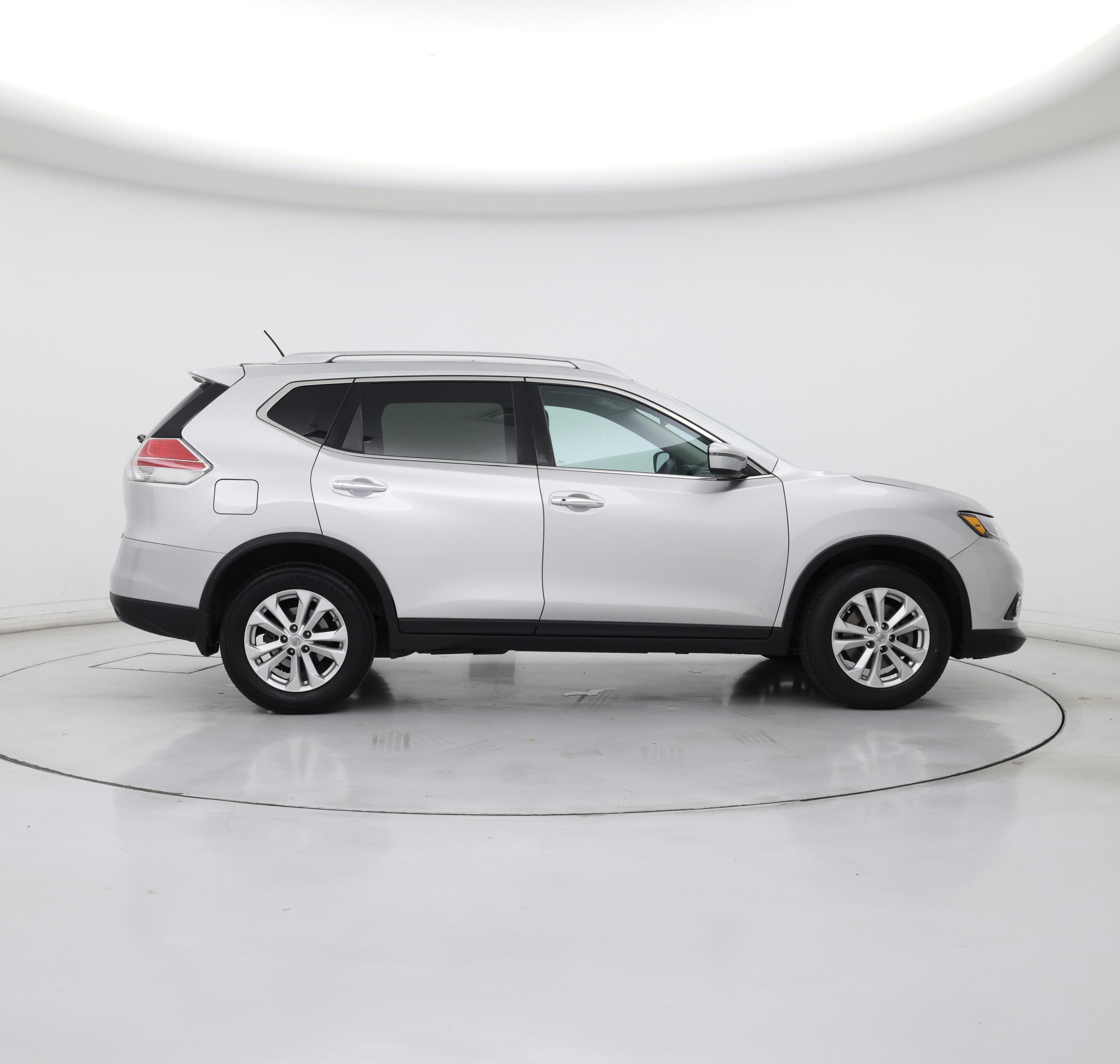 Thumbnail: 2016 Nissan Rogue - 7