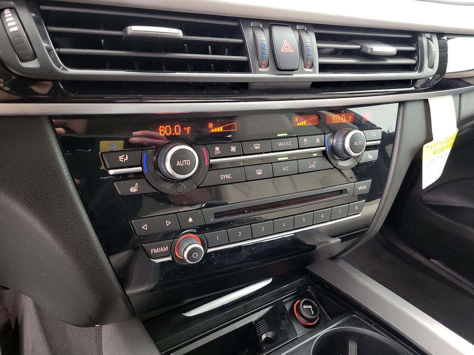 Thumbnail: 2015 BMW X5 - 17