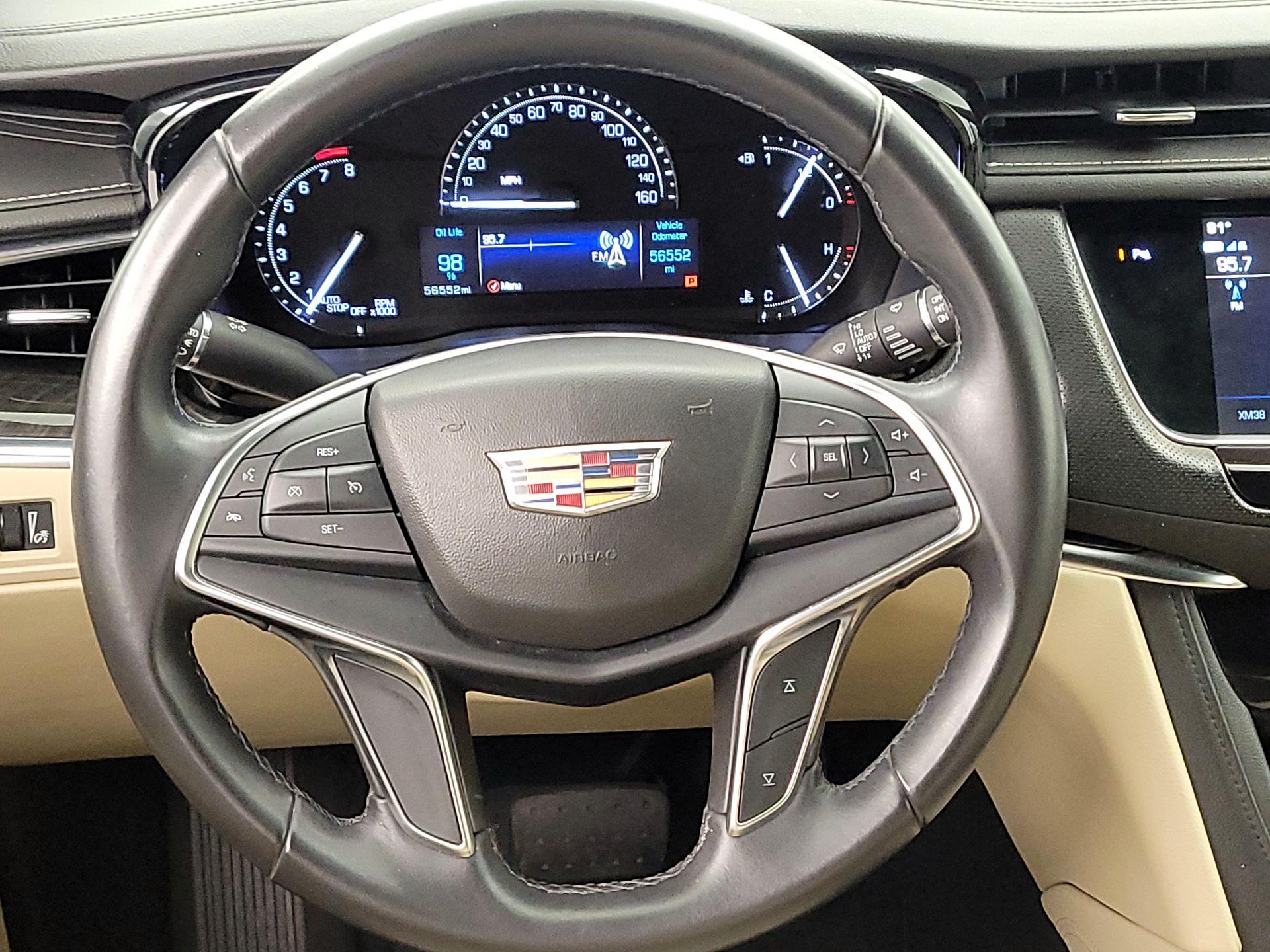 Thumbnail: 2018 Cadillac XT5 - 10
