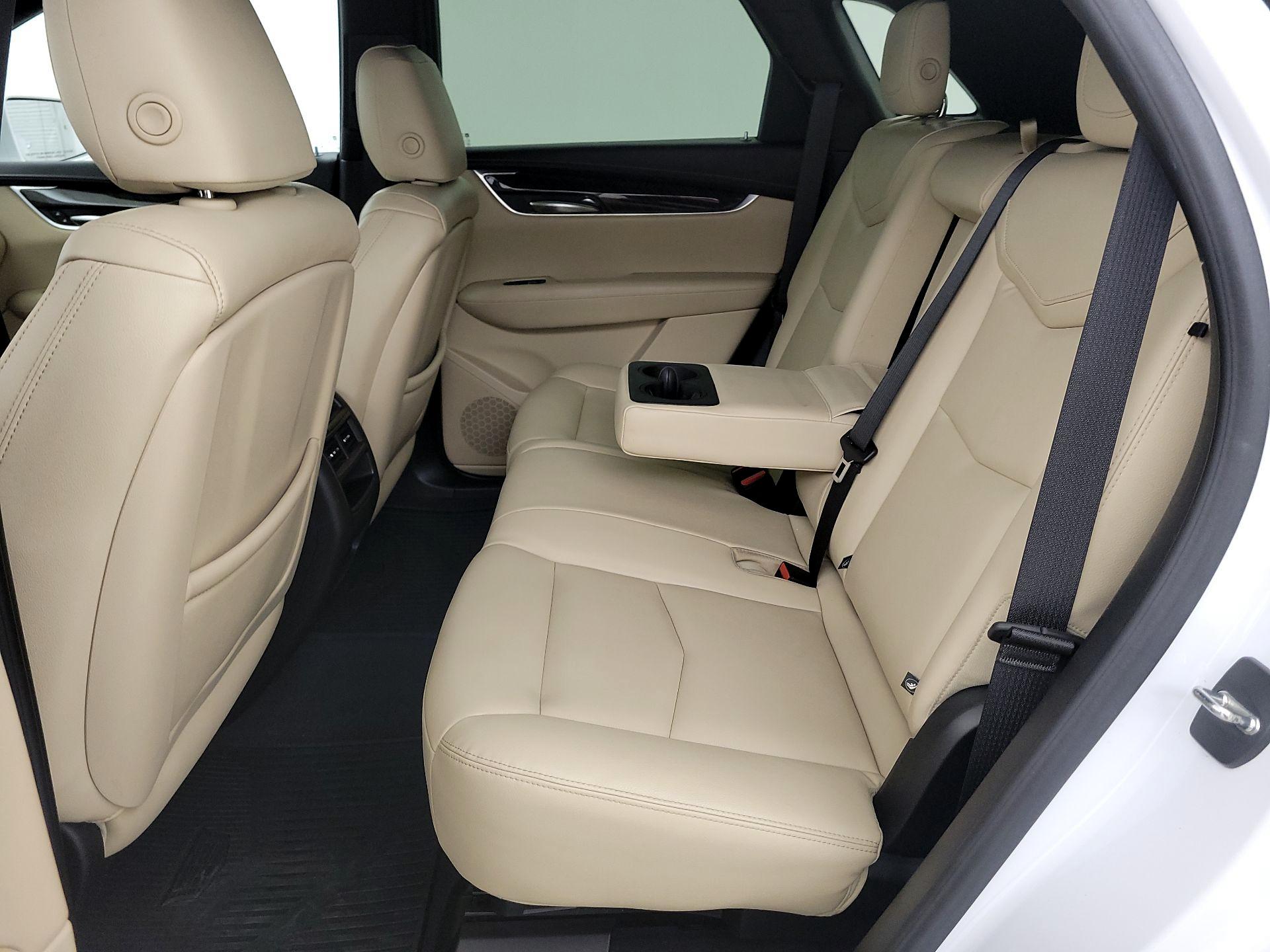 Thumbnail: 2018 Cadillac XT5 - 19