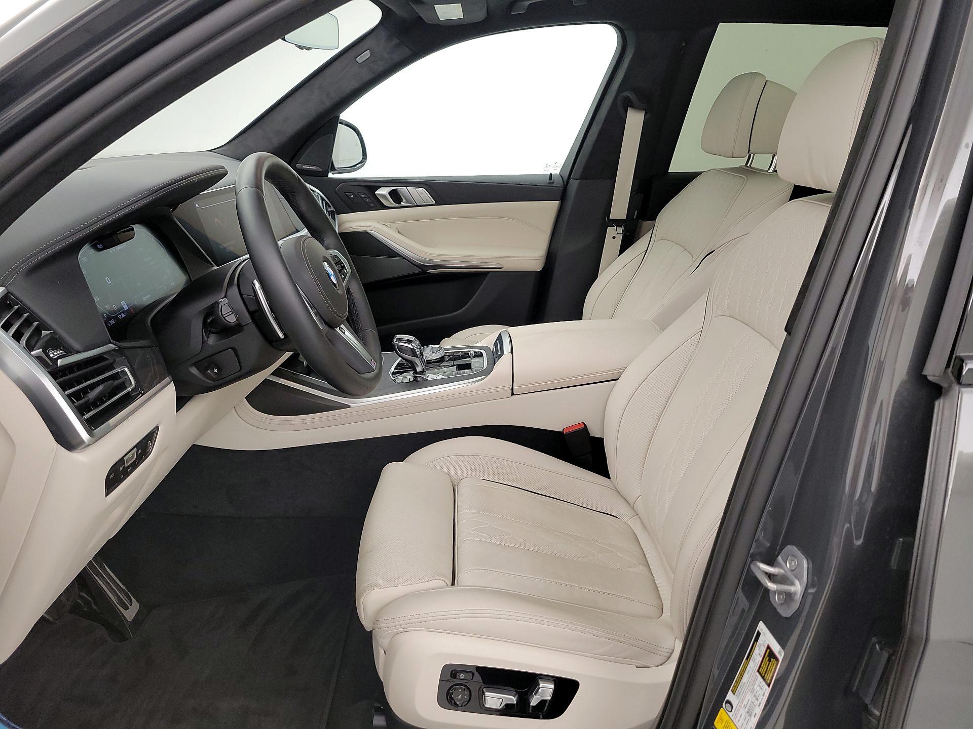 Thumbnail: 2022 BMW X7 - 11