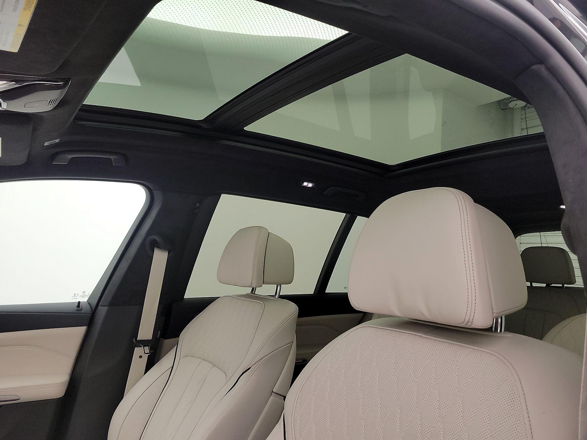 Thumbnail: 2022 BMW X7 - 20