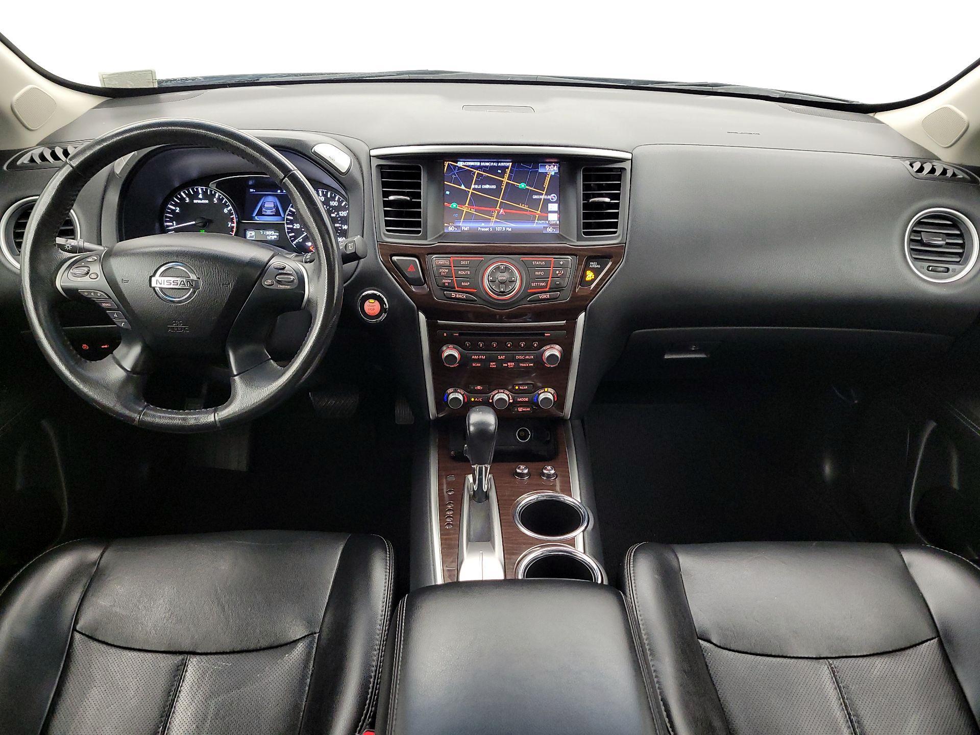 Thumbnail: 2015 Nissan Pathfinder - 9