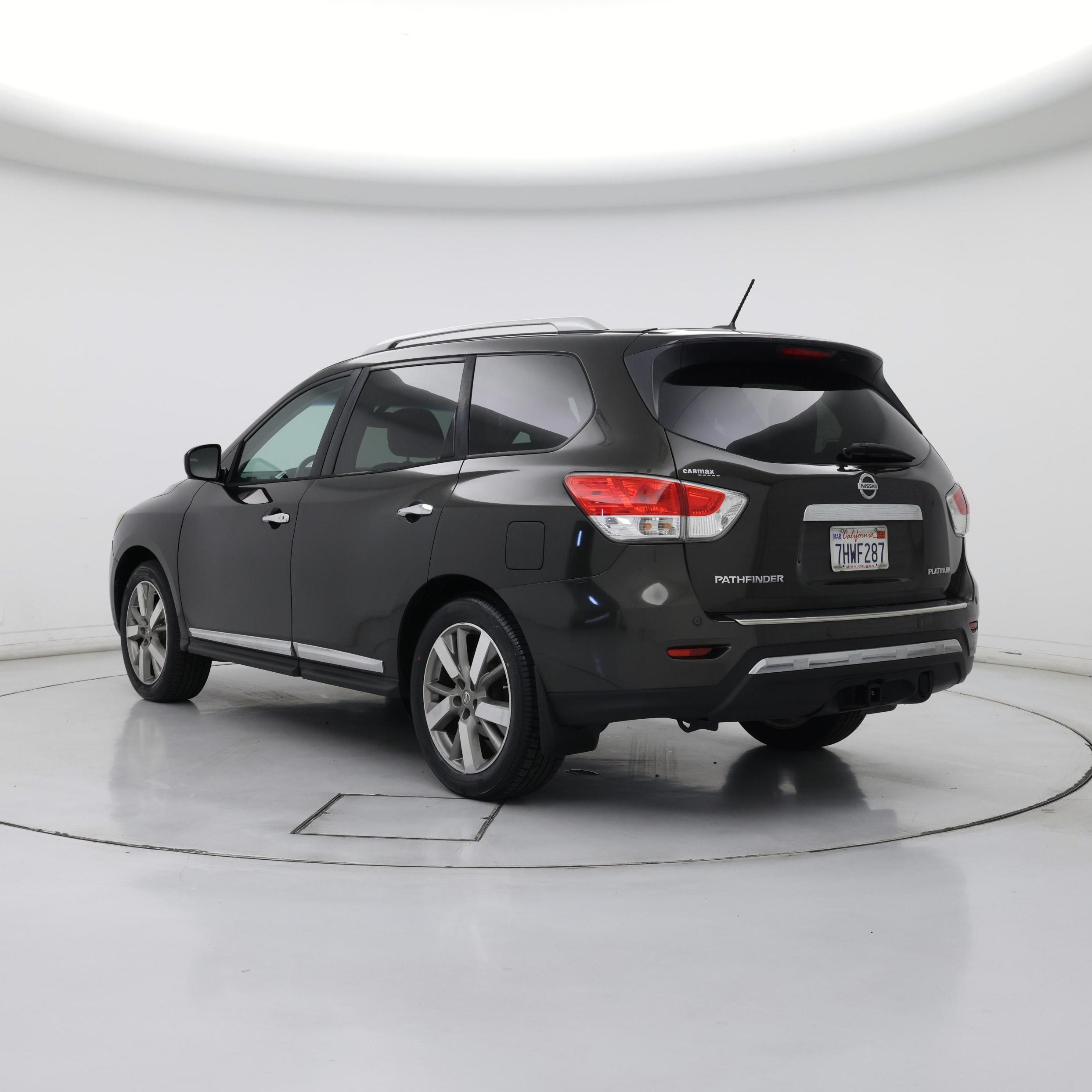 Thumbnail: 2015 Nissan Pathfinder - 2