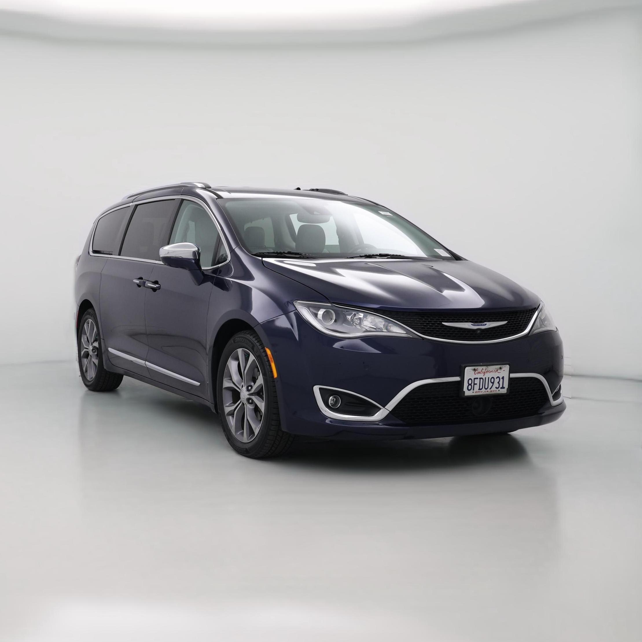 Thumbnail: 2018 Chrysler Pacifica - 1