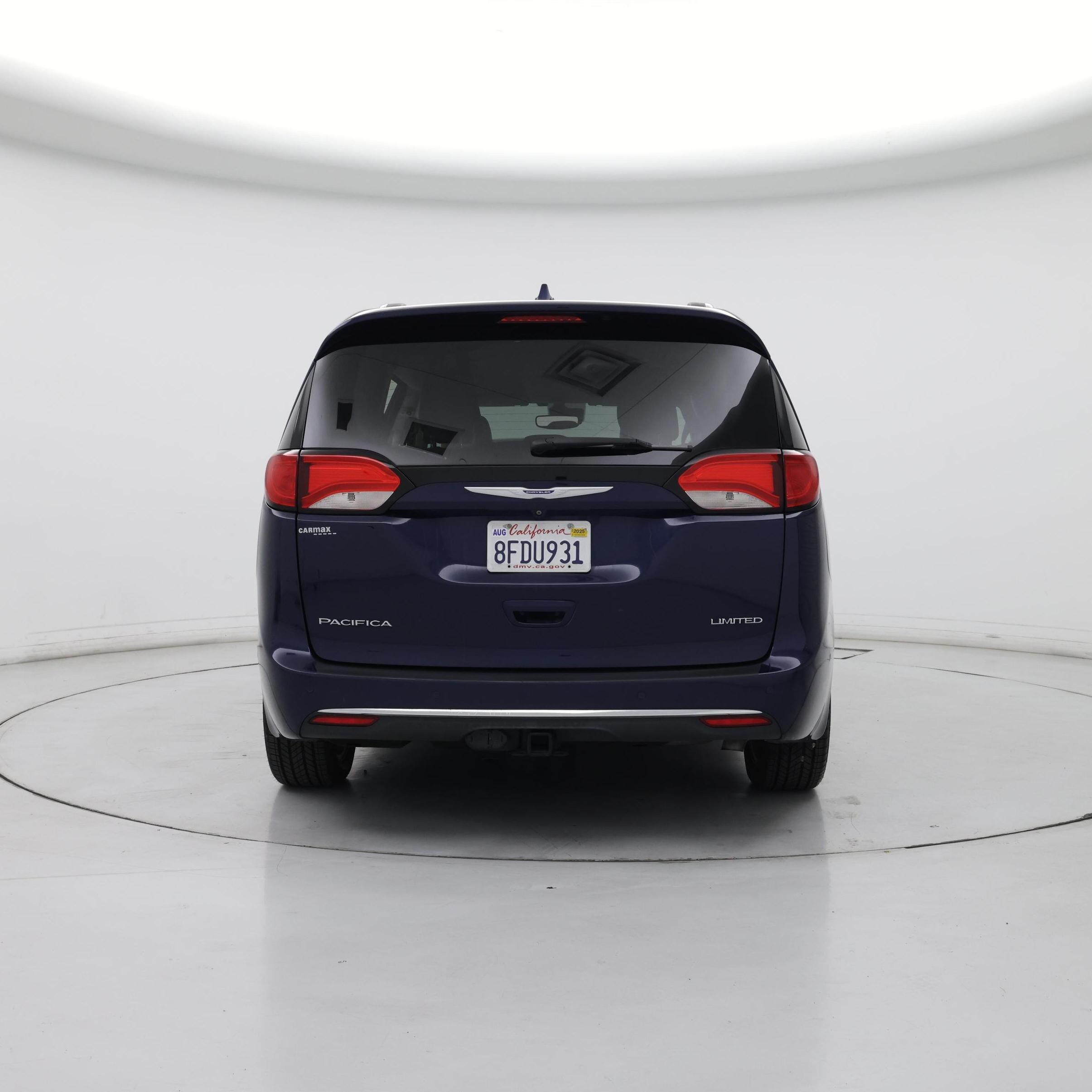 Thumbnail: 2018 Chrysler Pacifica - 6