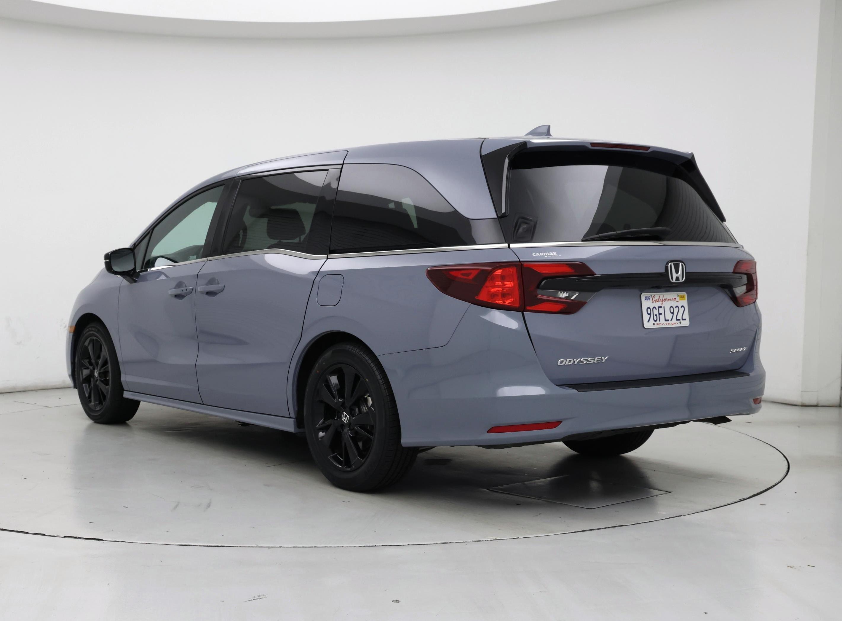 Thumbnail: 2023 Honda Odyssey - 2