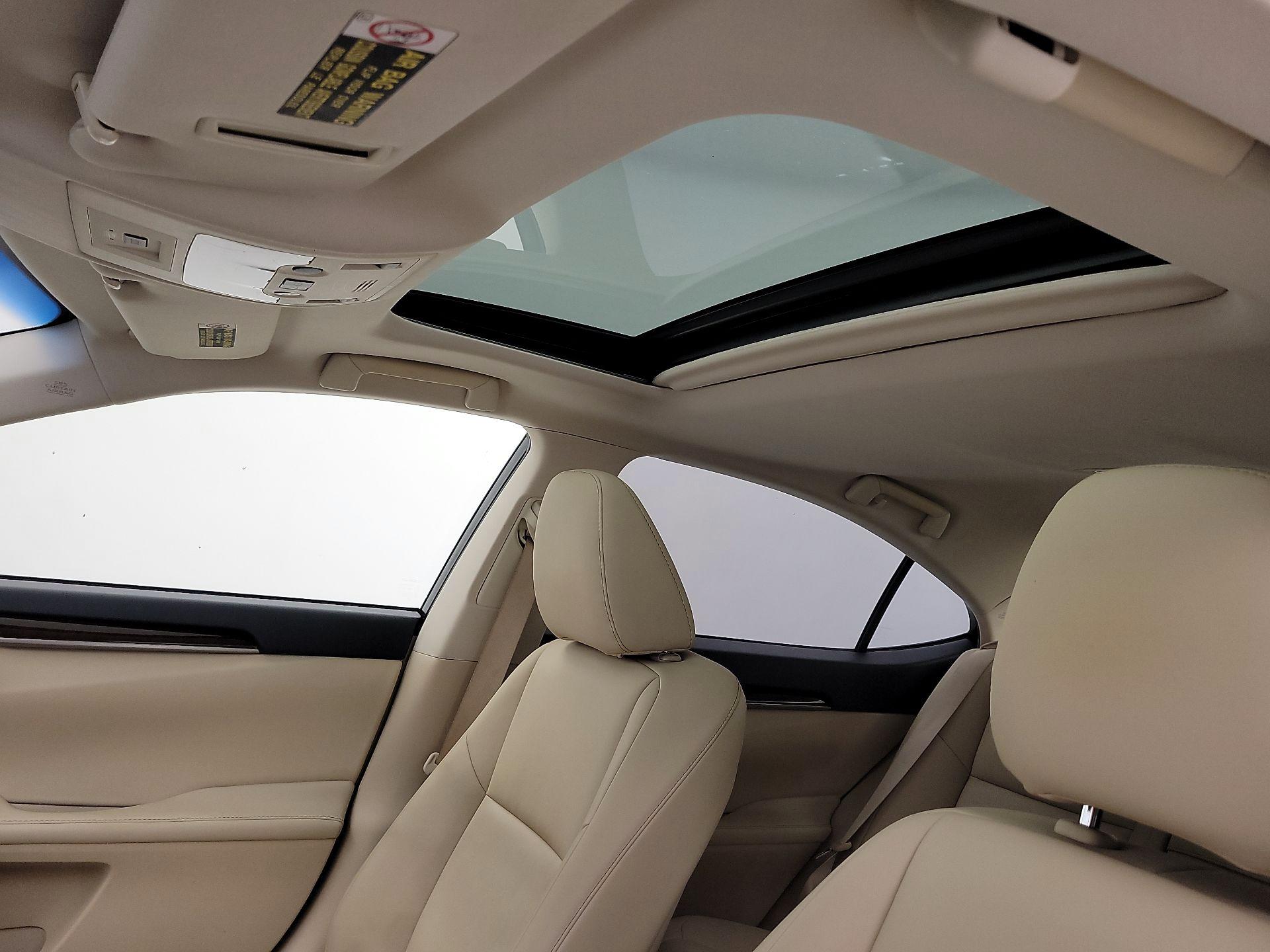 Thumbnail: 2013 Lexus ES - 19