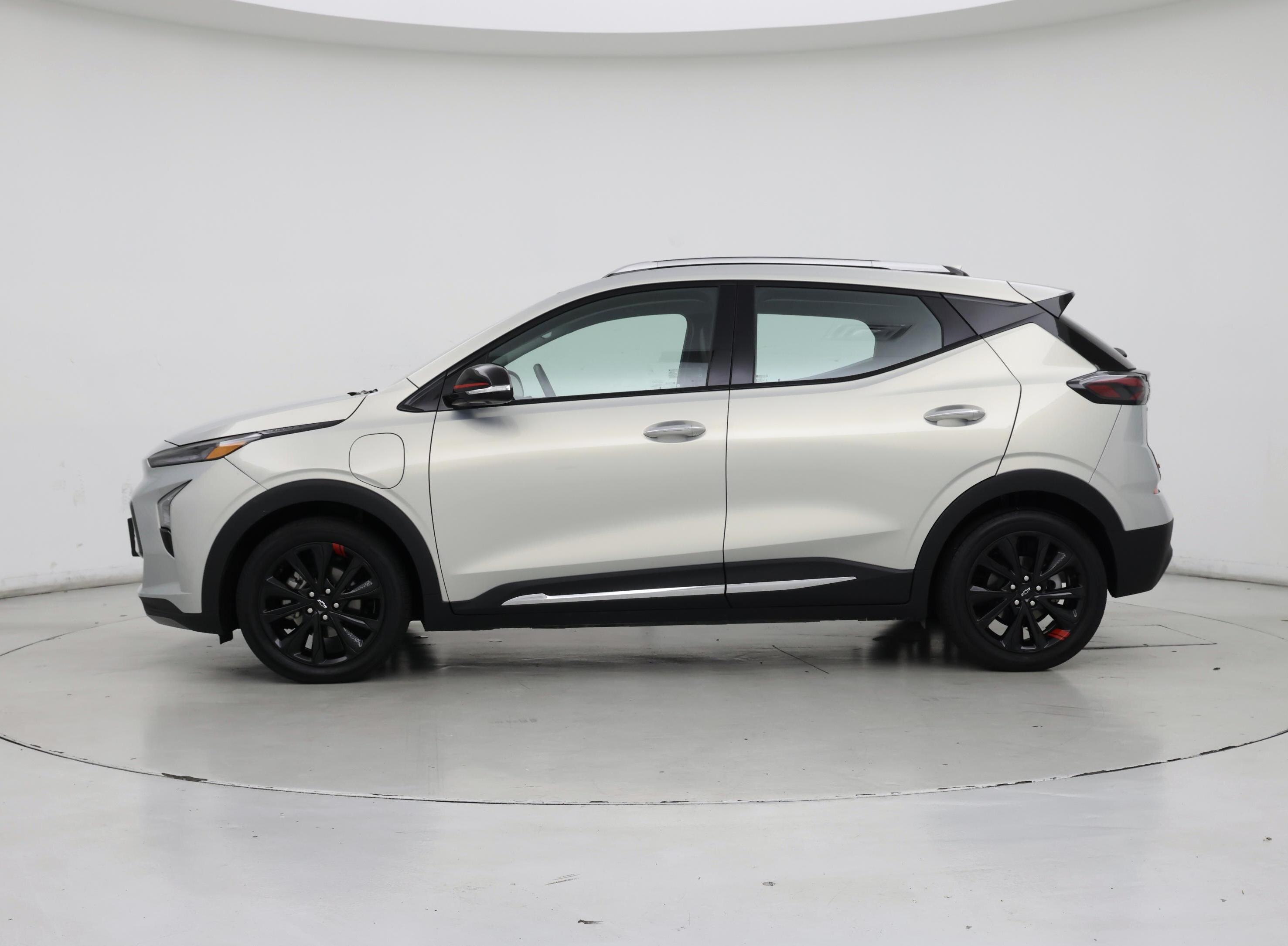 Thumbnail: 2023 Chevrolet Bolt EUV - 3