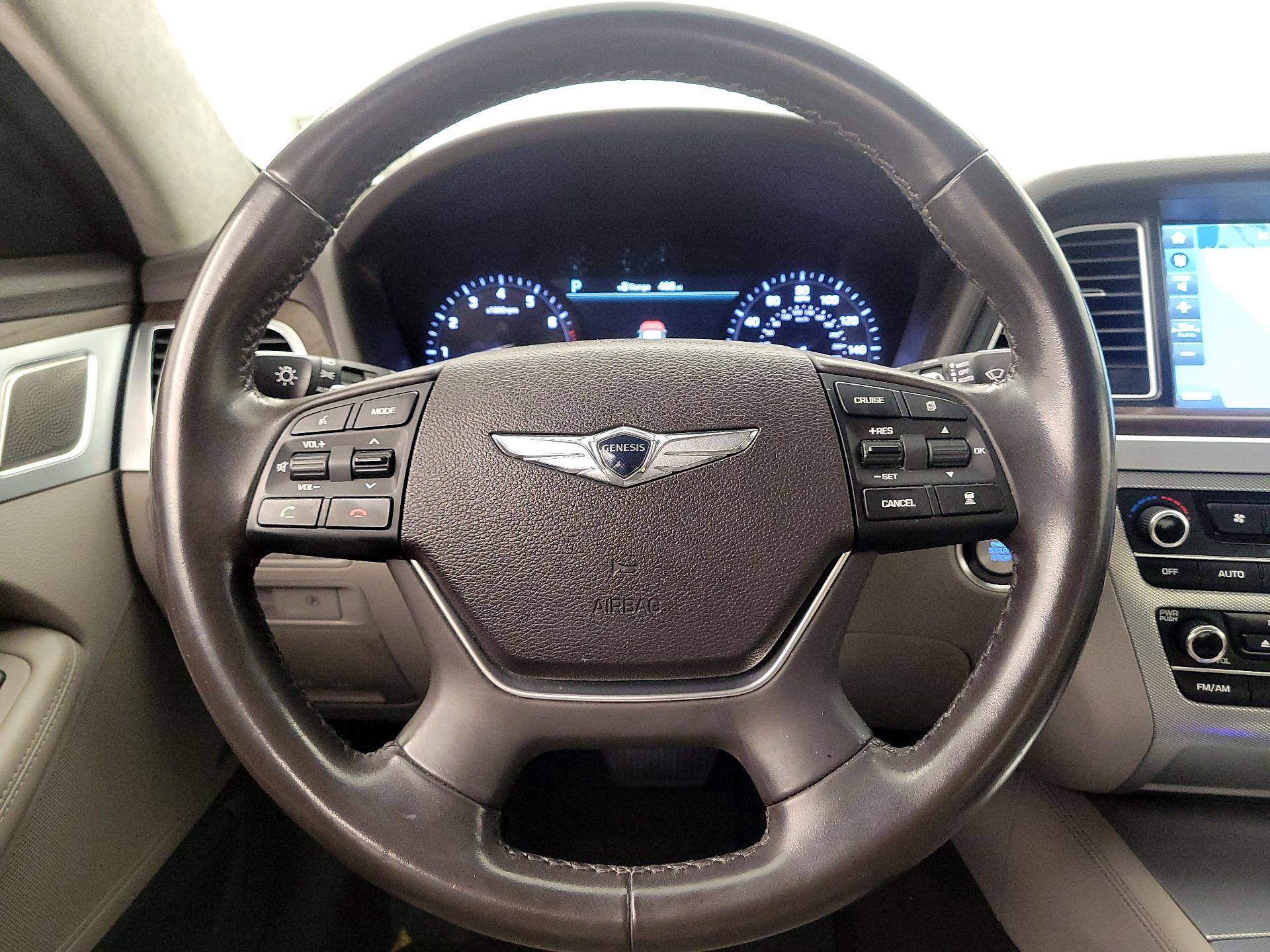 Thumbnail: 2018 Genesis G80 - 10