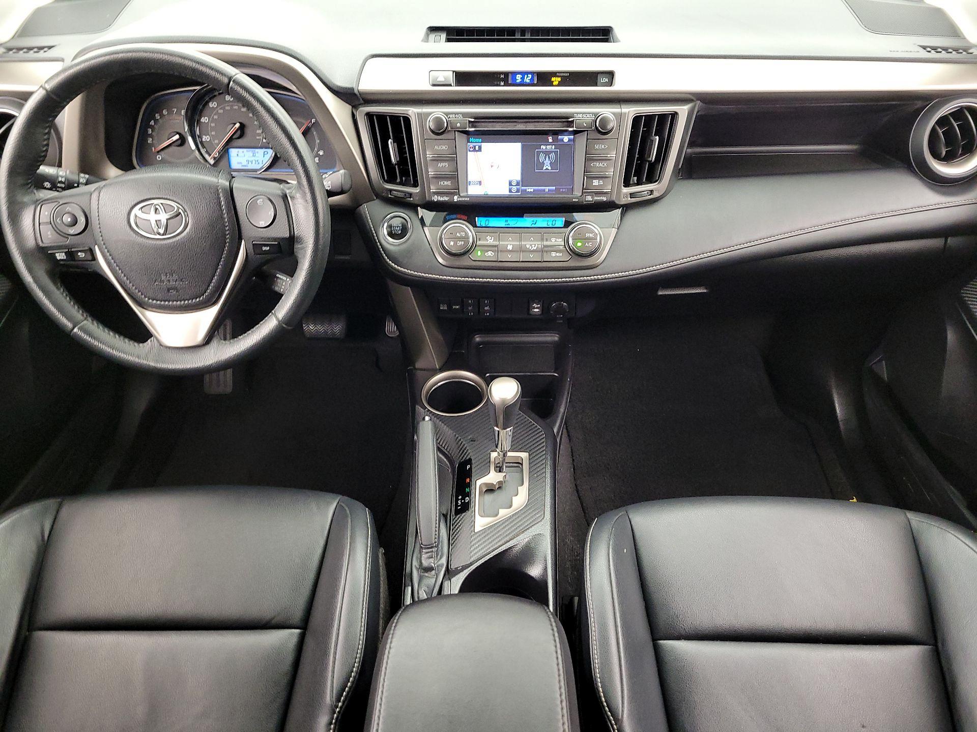 Thumbnail: 2015 Toyota RAV4 - 9