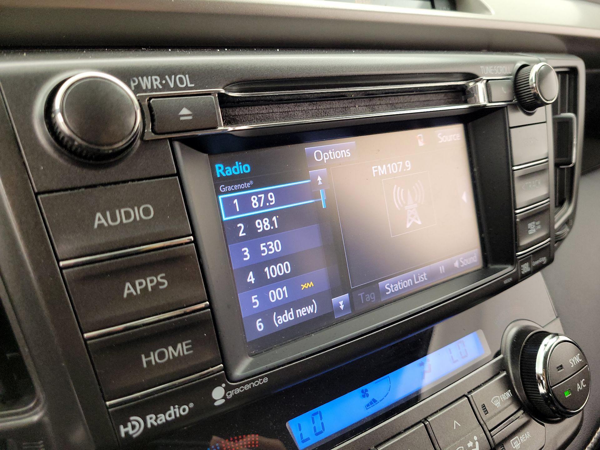 Thumbnail: 2015 Toyota RAV4 - 16