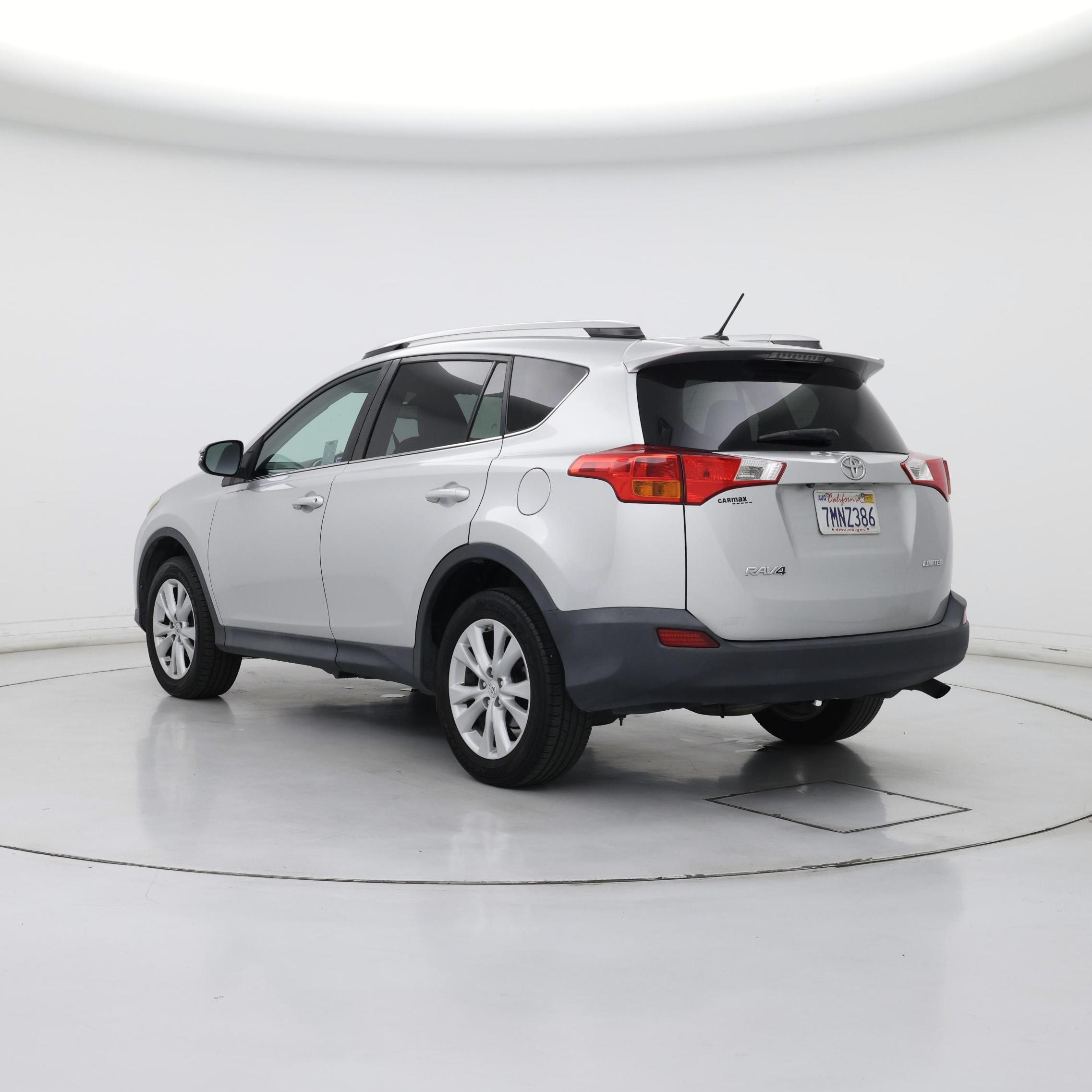 Thumbnail: 2015 Toyota RAV4 - 2