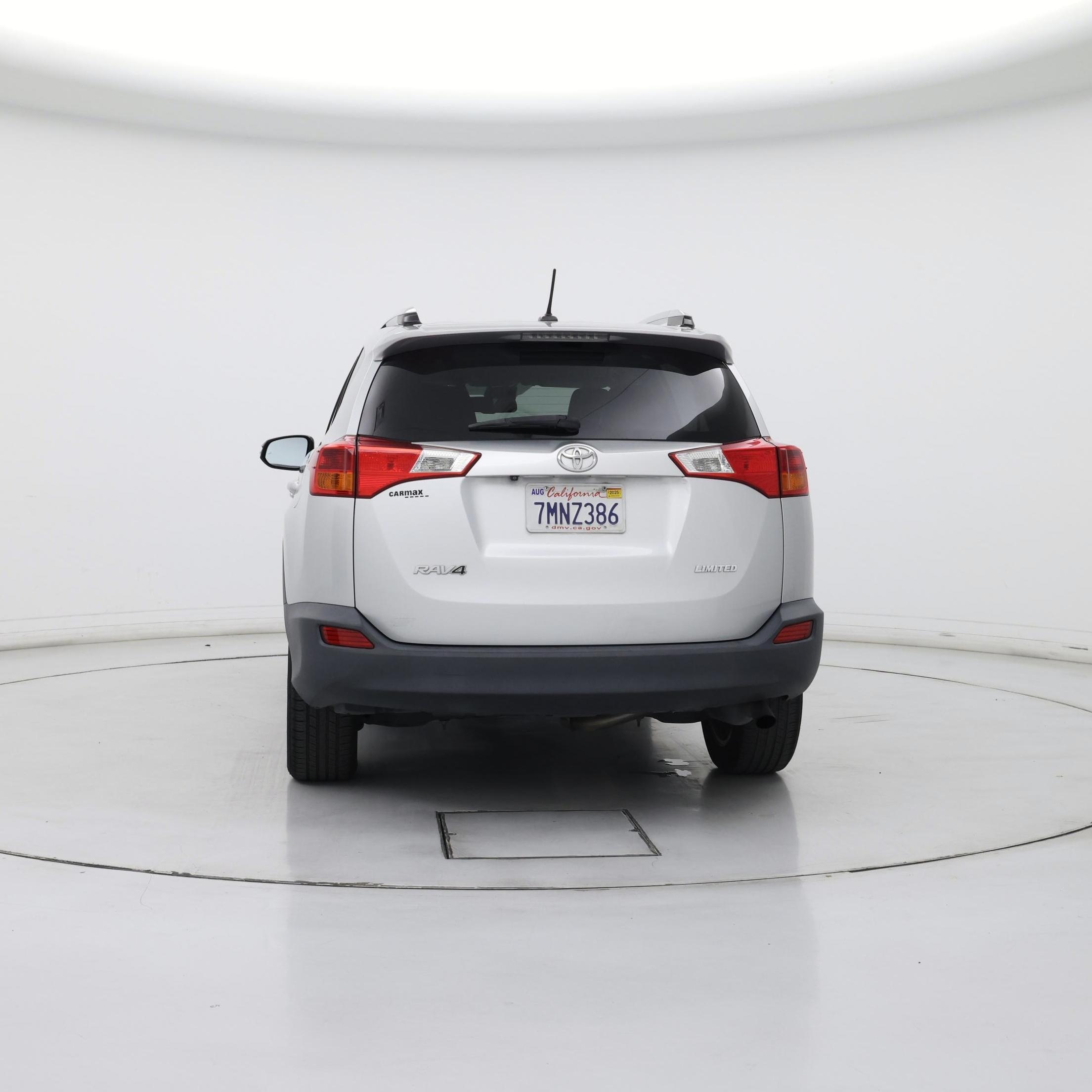 Thumbnail: 2015 Toyota RAV4 - 6