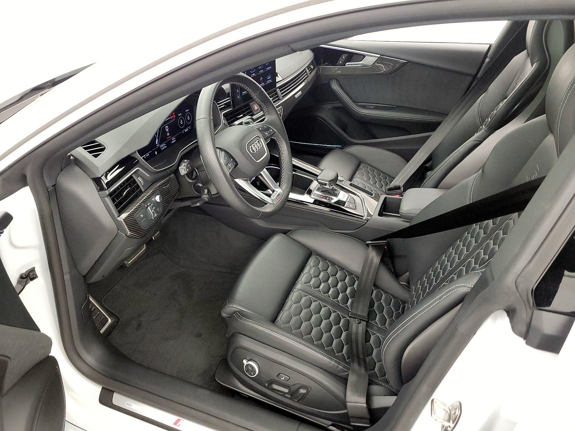 Thumbnail: 2023 Audi RS 5 - 11