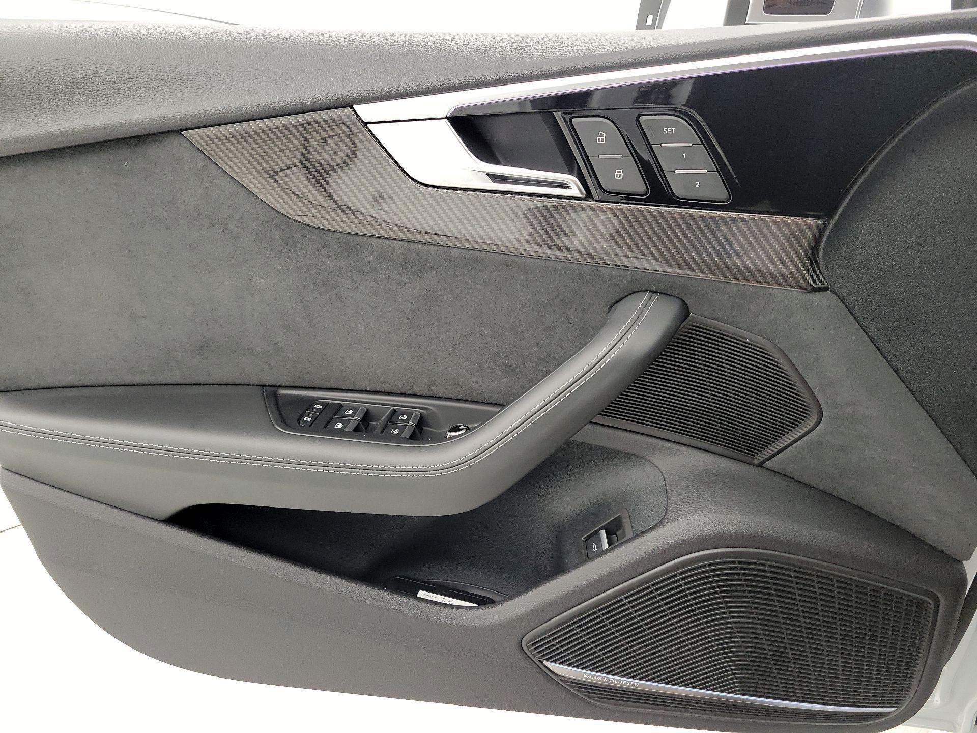 Thumbnail: 2023 Audi RS 5 - 12