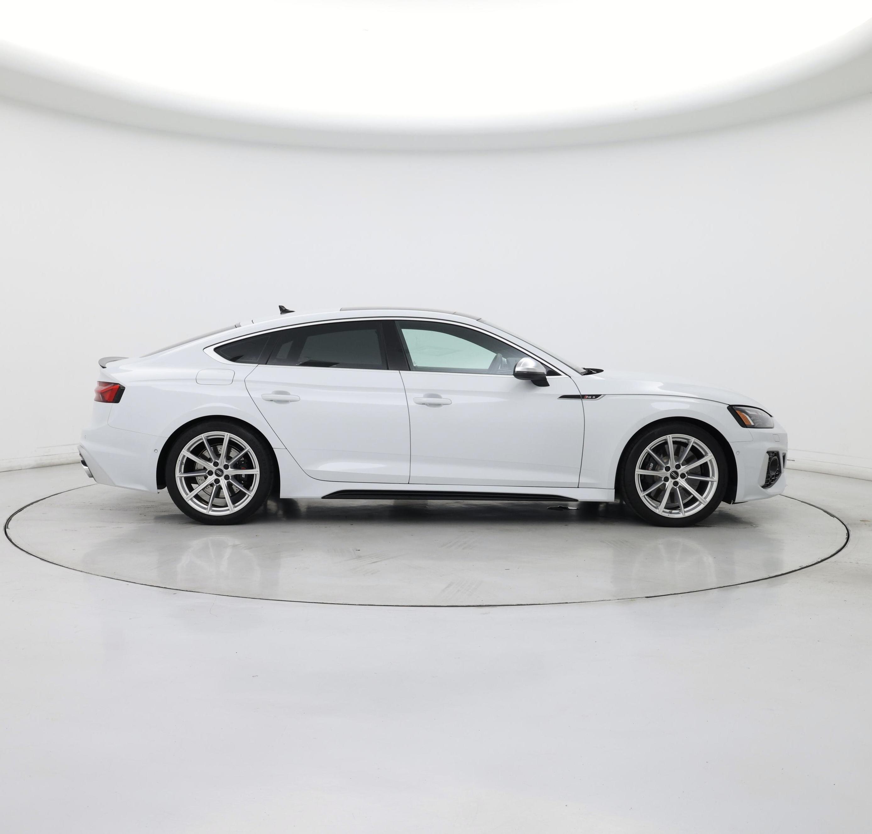 Thumbnail: 2023 Audi RS 5 - 7