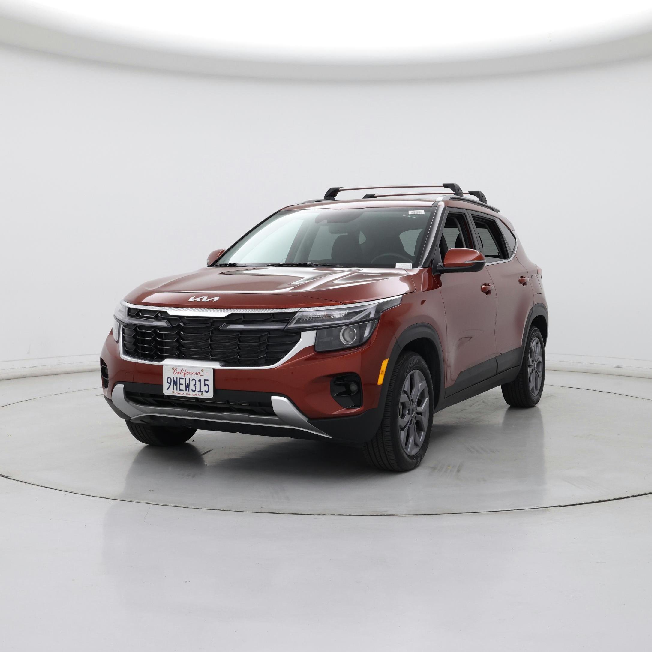 Thumbnail: 2024 Kia Seltos - 4