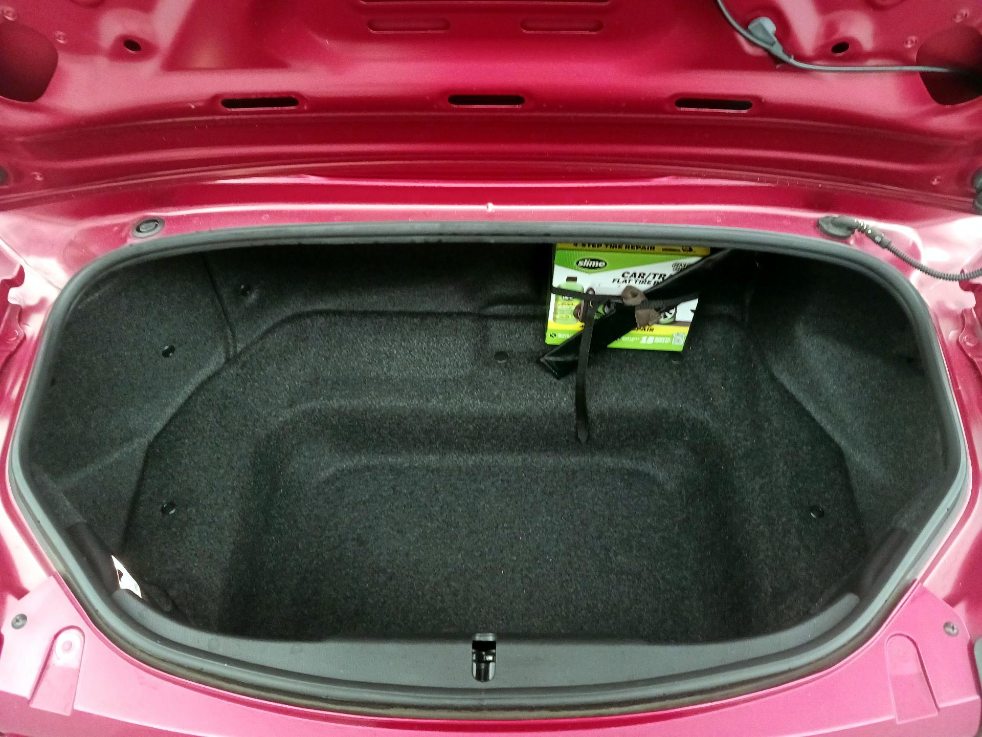 Thumbnail: 2016 Mazda MX-5 Miata - 18