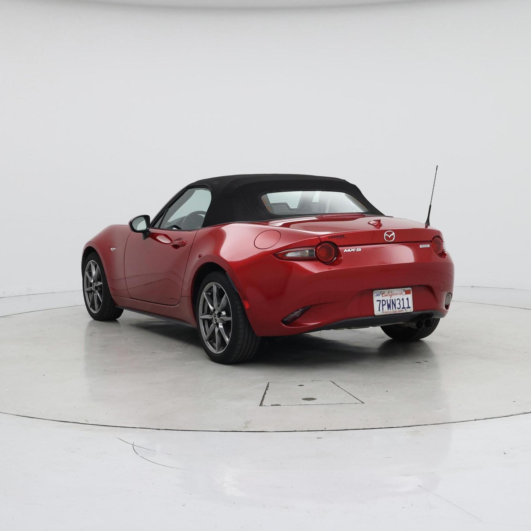 Thumbnail: 2016 Mazda MX-5 Miata - 2