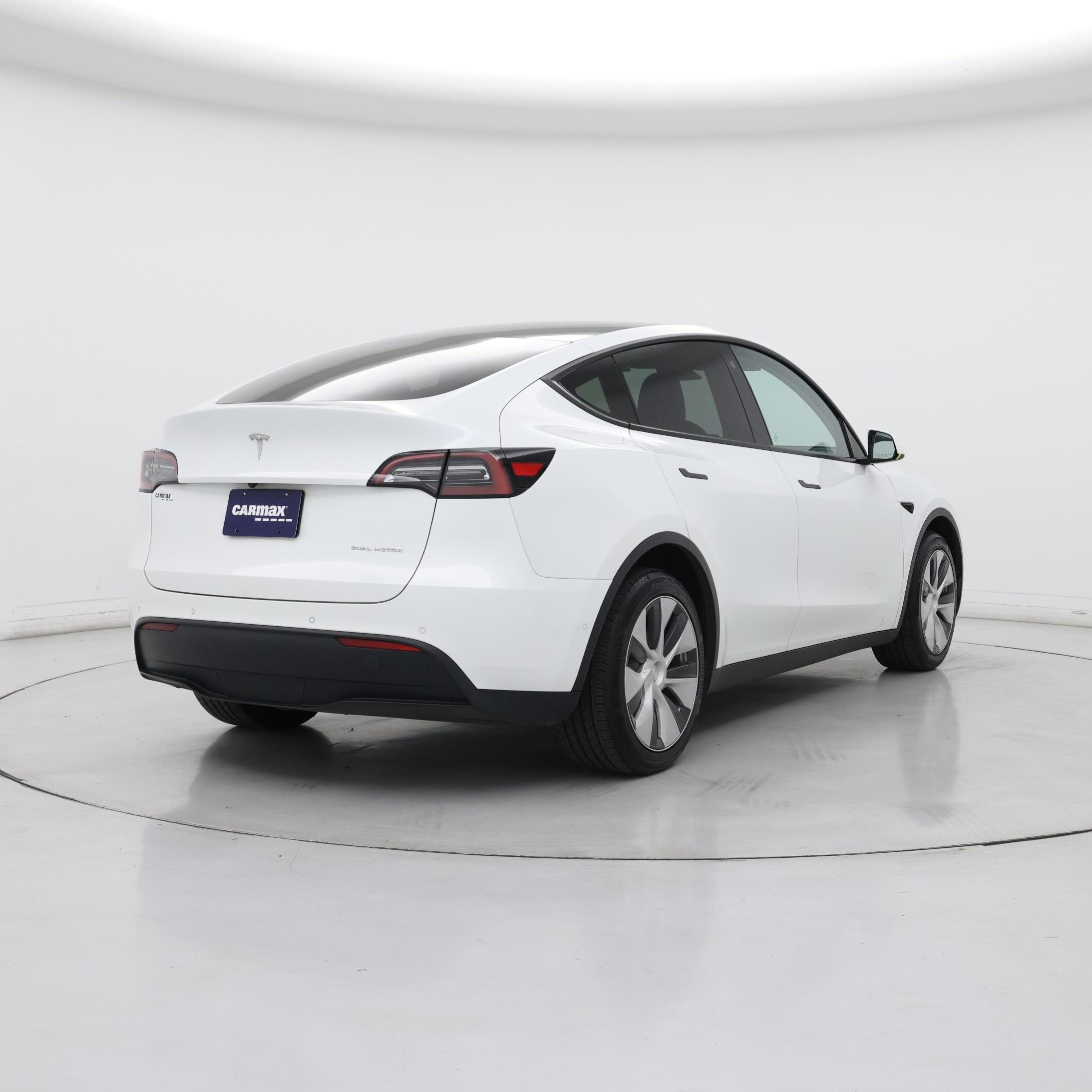 Thumbnail: 2022 Tesla Model Y - 8
