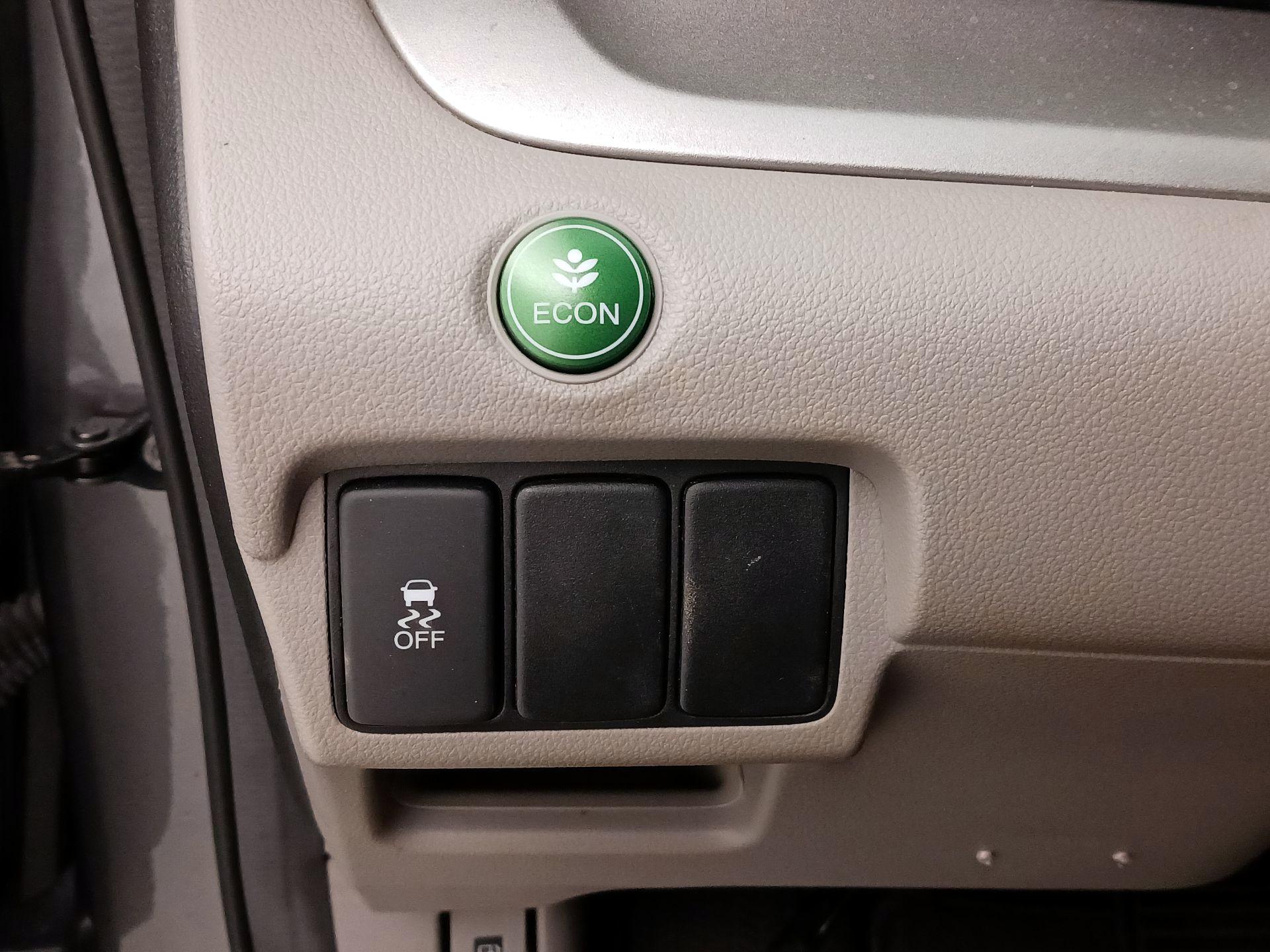 Thumbnail: 2013 Honda CR-V - 13