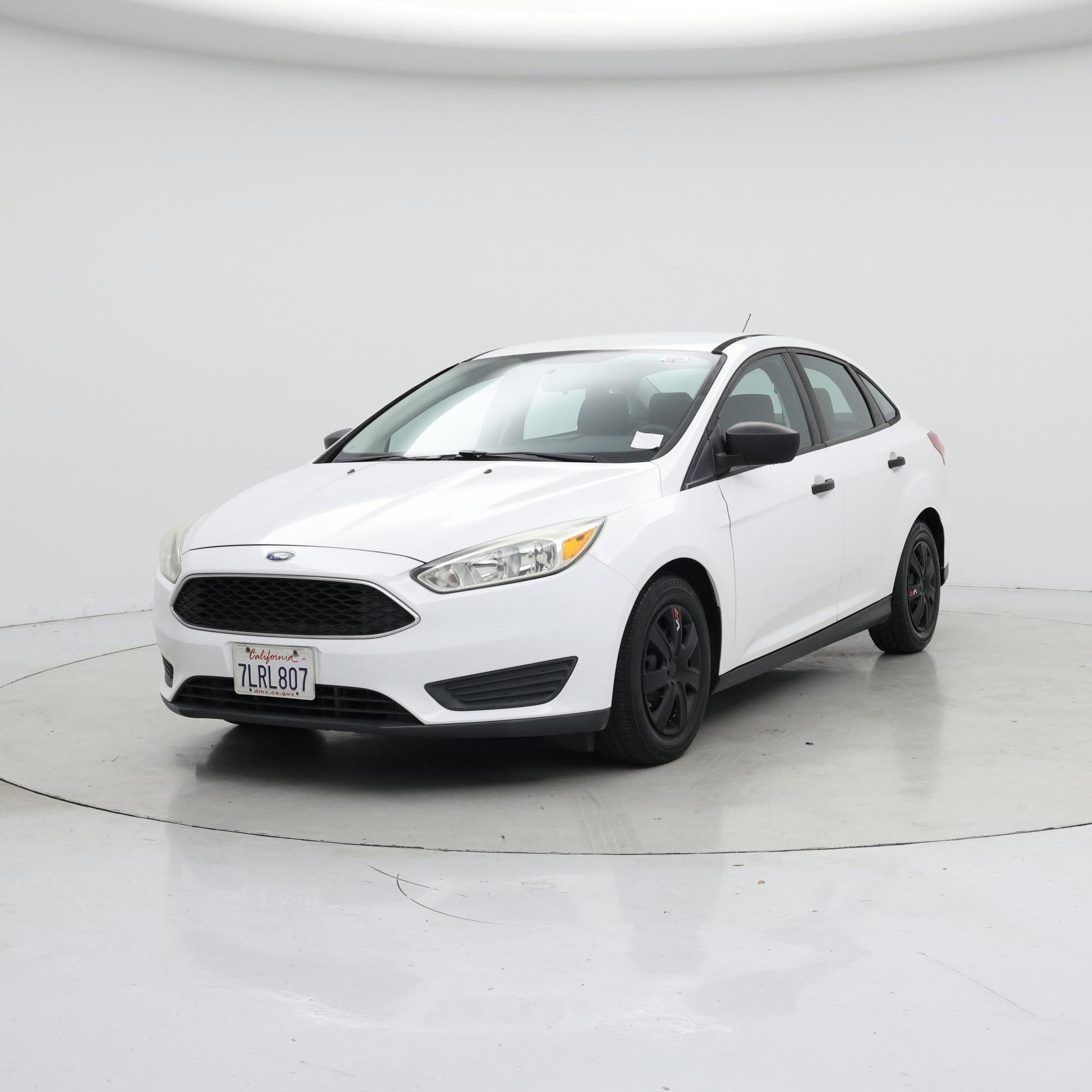 Thumbnail: 2015 Ford Focus - 4