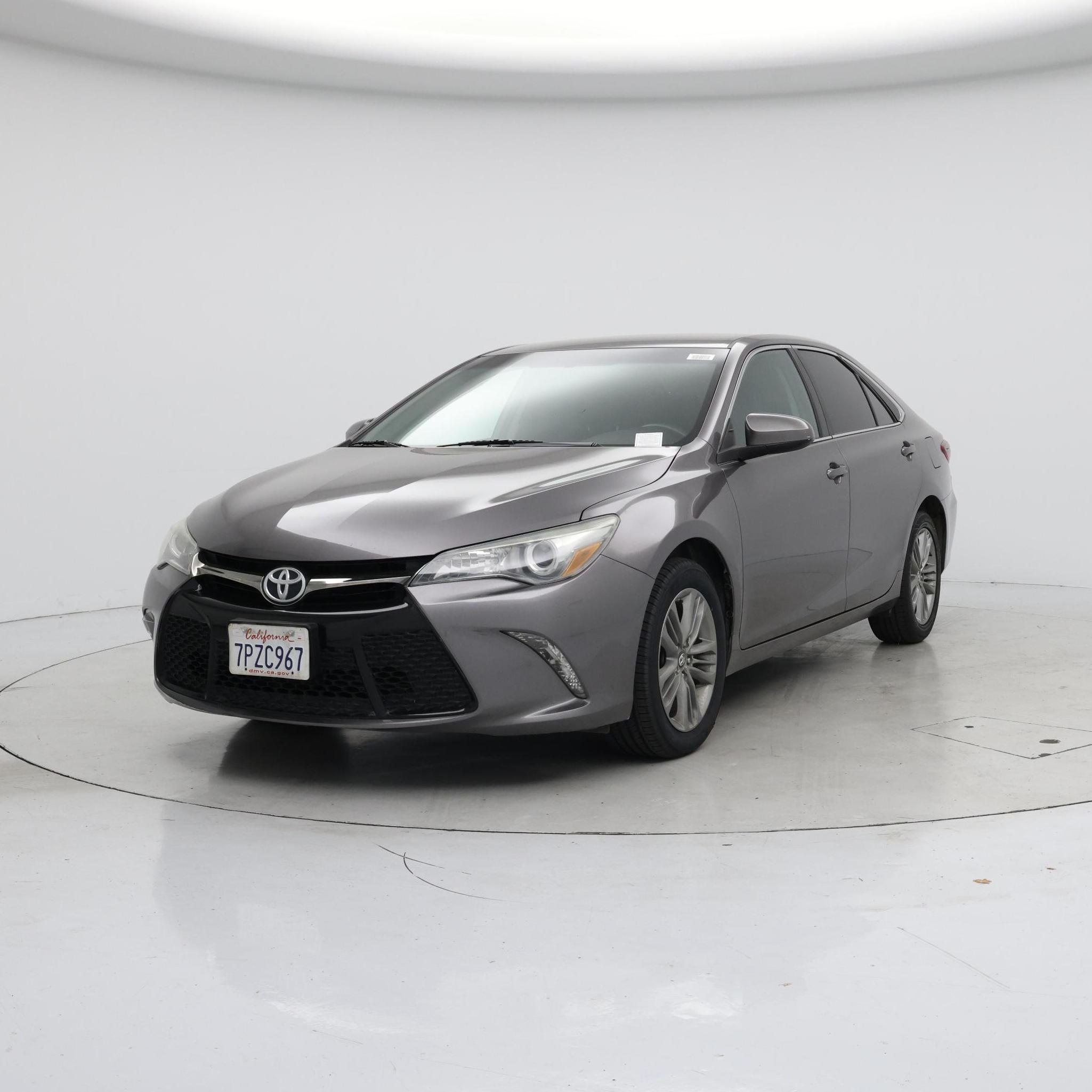 Thumbnail: 2017 Toyota Camry - 4