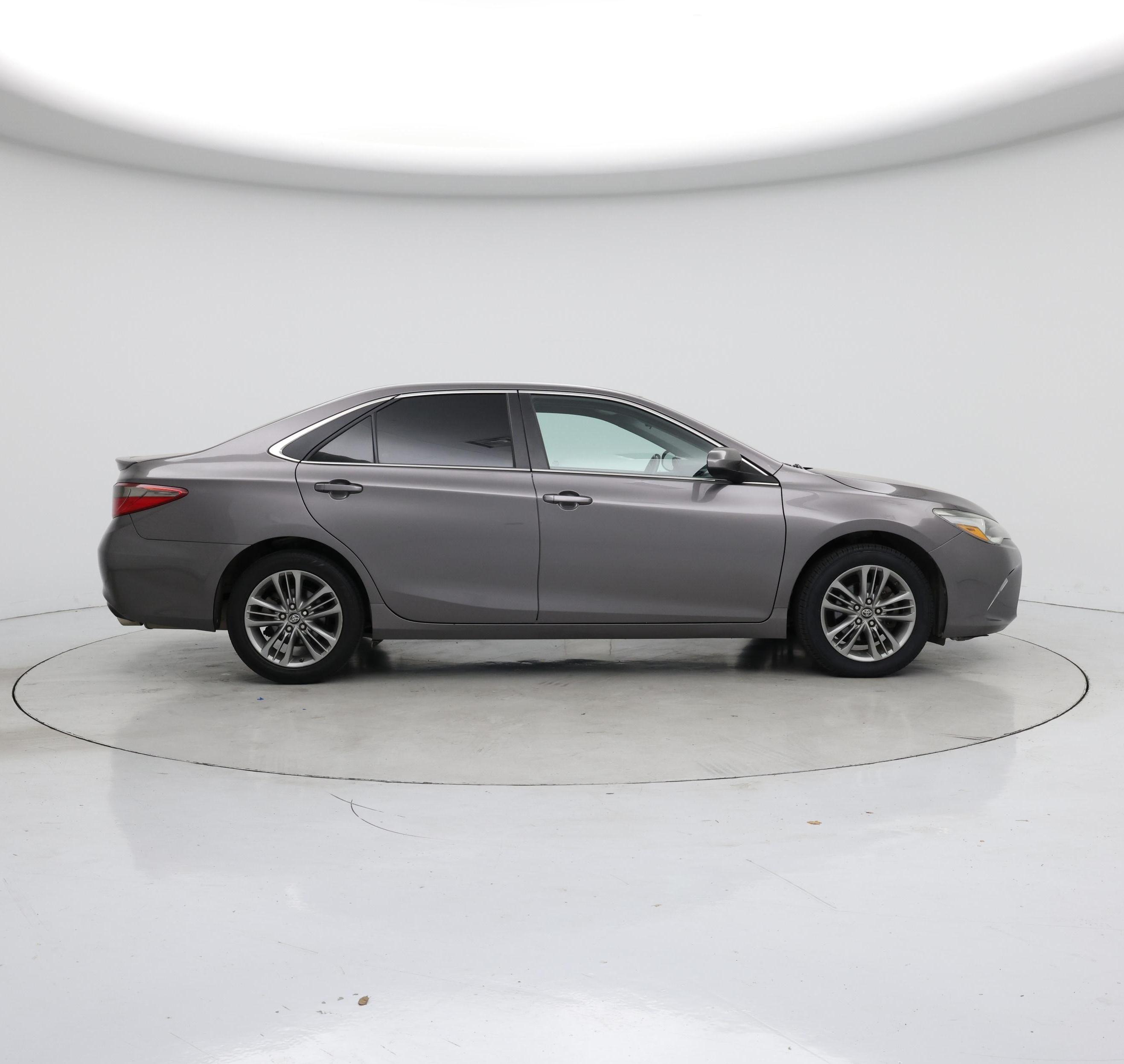 Thumbnail: 2017 Toyota Camry - 7