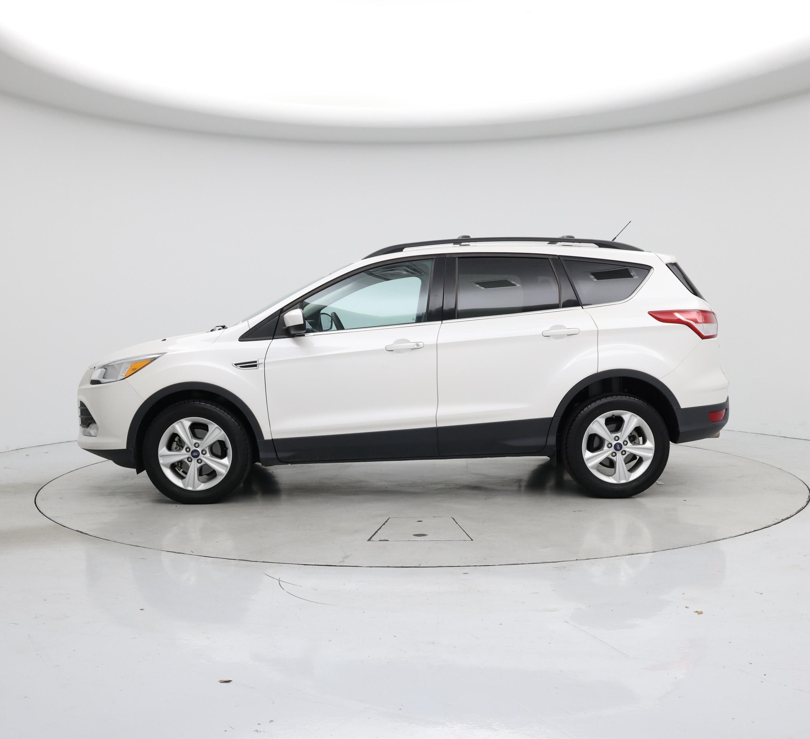 Thumbnail: 2013 Ford Escape - 3
