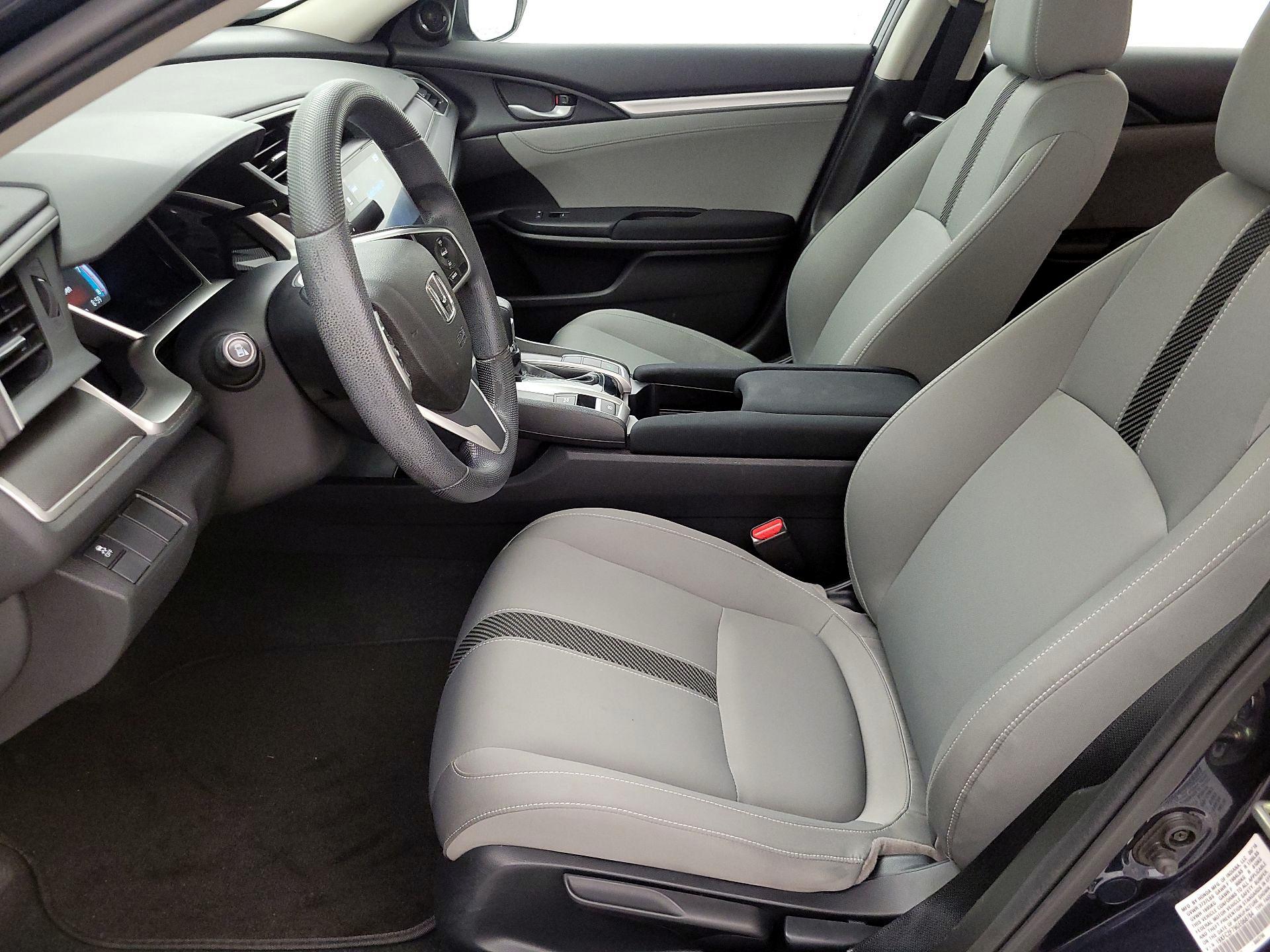 Thumbnail: 2016 Honda Civic - 11