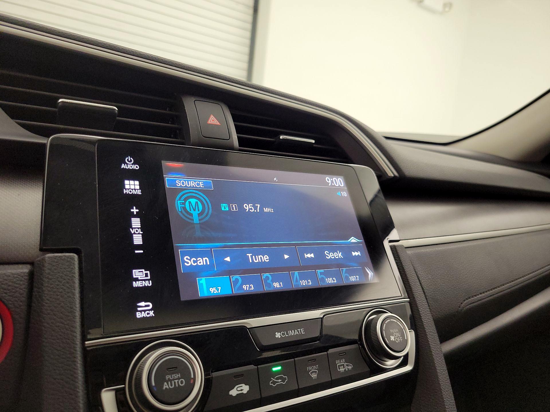Thumbnail: 2016 Honda Civic - 15