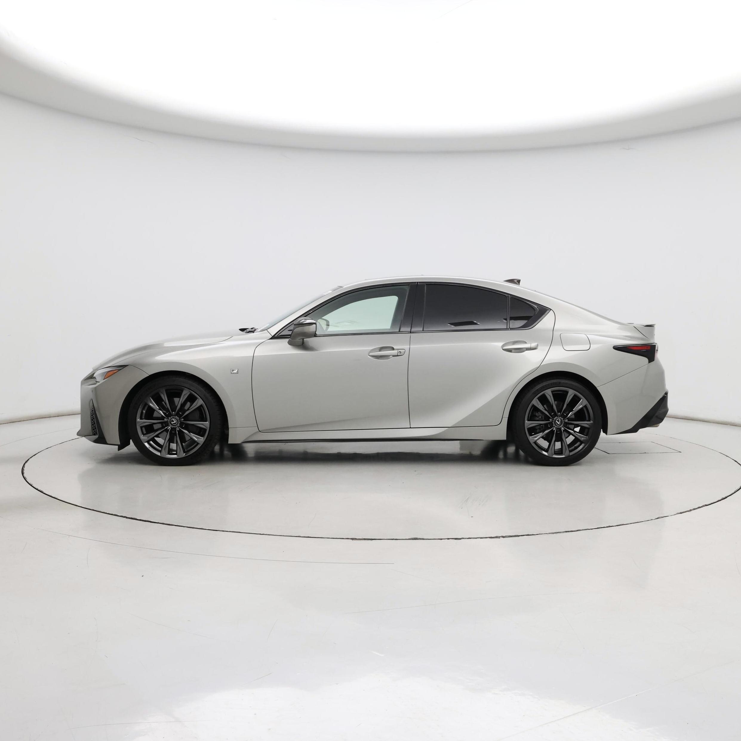 Thumbnail: 2022 Lexus IS - 3