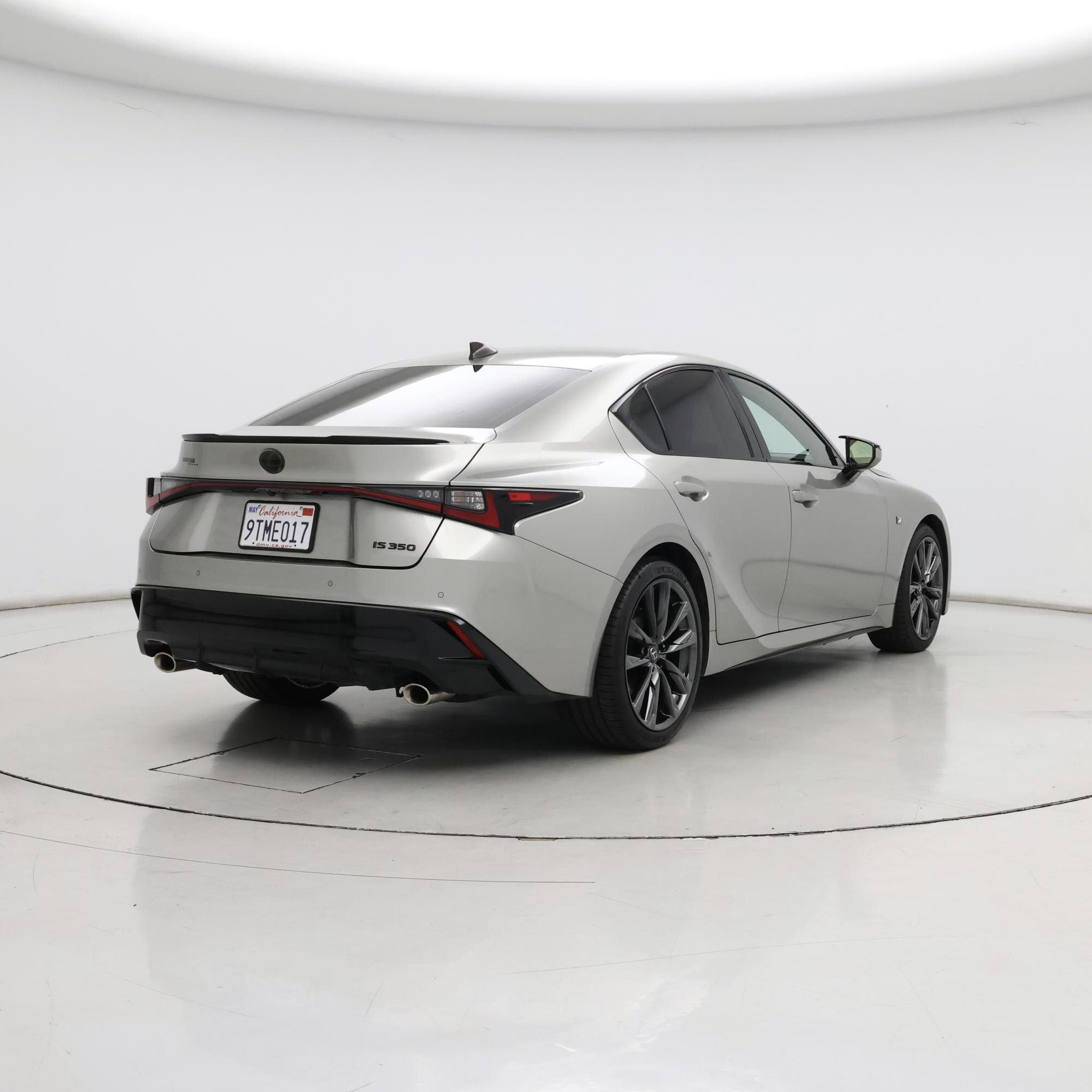 Thumbnail: 2022 Lexus IS - 8